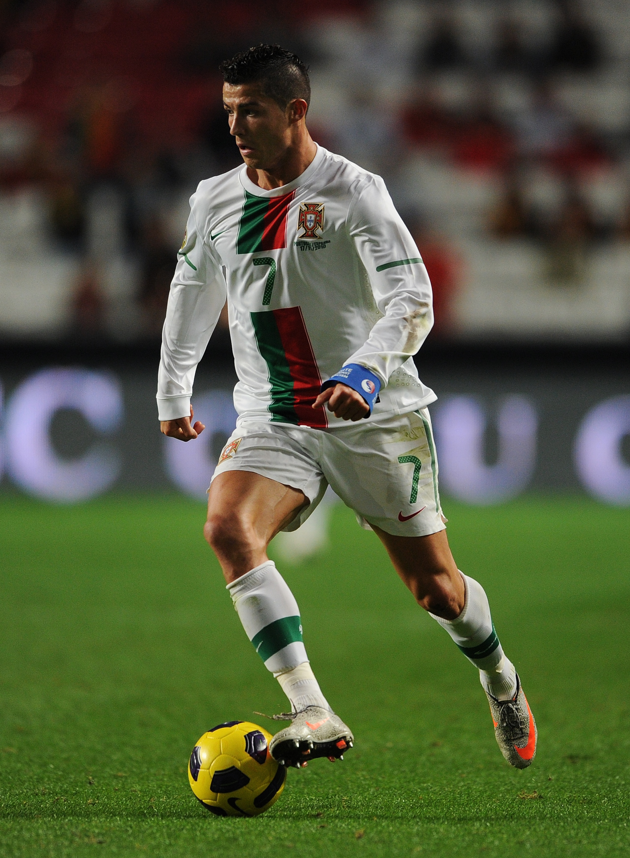LISBON, PORTUGAL - NOVEMBER 17:  Cristiano Ronaldo of Portugal controls the ball during the International Friendly match between Portugal and Spain at the Estadio da Luz on November 17, 2010 in Lisbon, Portugal.  (Photo by Jasper Juinen/Getty Images)