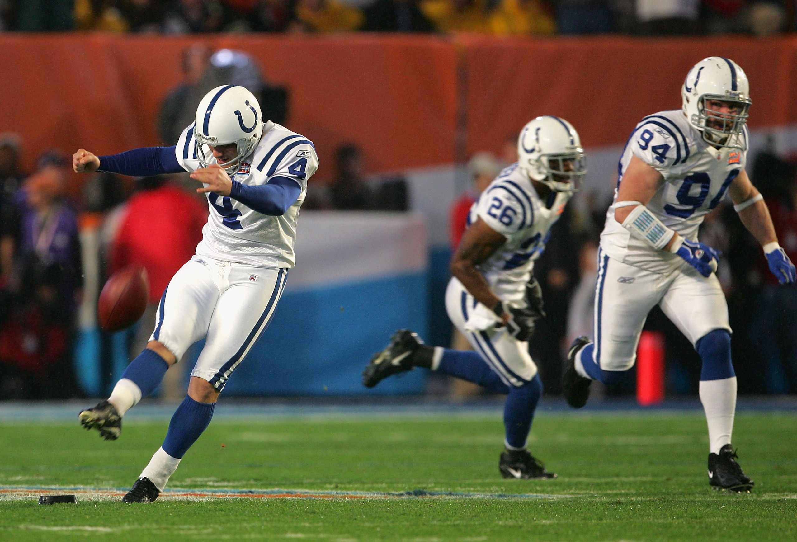 MIAMI GARDENS, FL - FEBRUARY 04:  Kicker Adam Vinatieri #4 of the Indianapolis Colts kicks the opening kickoff against the Chicago Bears during Super Bowl XLI on February 4, 2007 at Dolphin Stadium in Miami Gardens, Florida.  (Photo by Doug Pensinger/Gett