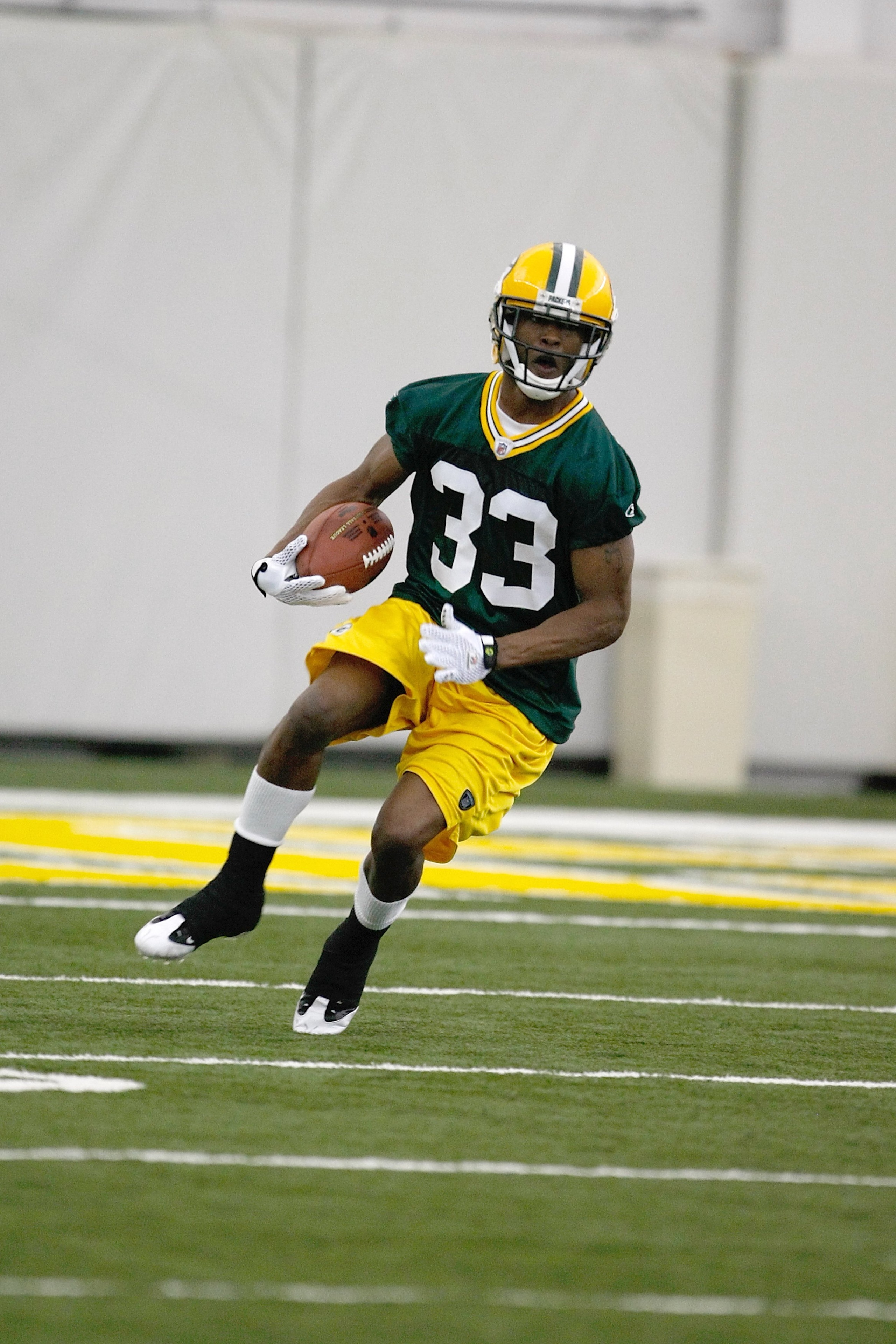GREEN BAY, WI - MAY 1:  Defensive back Brandon Underwood #33 runs as he participates in practice drills during Green Bay Packers Minicamp at Don Hutson Center on May 1, 2009 in Green Bay, Wisconsin. (Photo by Scott Boehm/Getty Images)