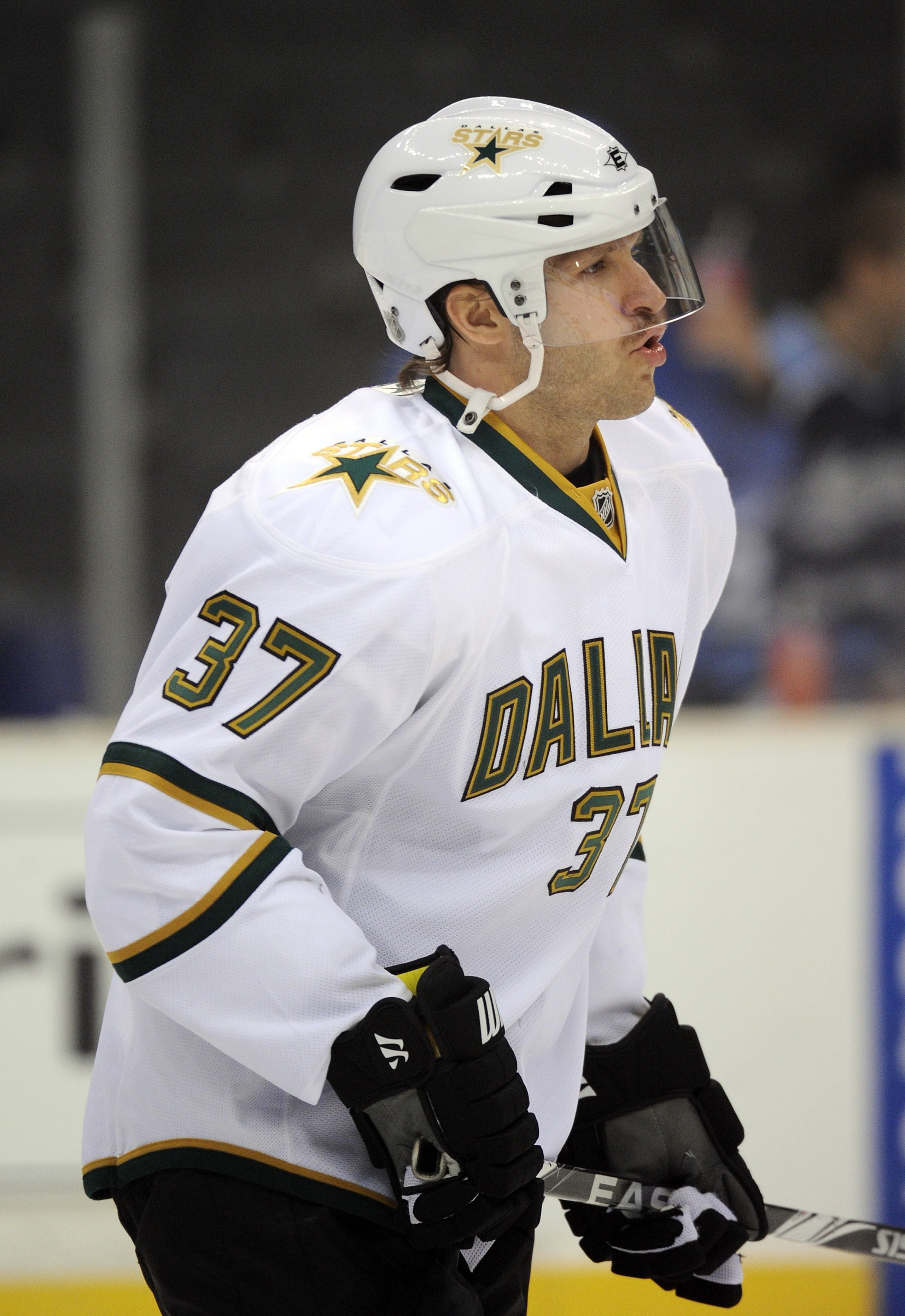 LOS ANGELES, CA - NOVEMBER 11:  Karlis Skrastins #37 of the Dallas Stars warms up before the game against the Los Angeles Kings at the Staples Center on November 11, 2010 in Los Angeles, California.  (Photo by Harry How/Getty Images)