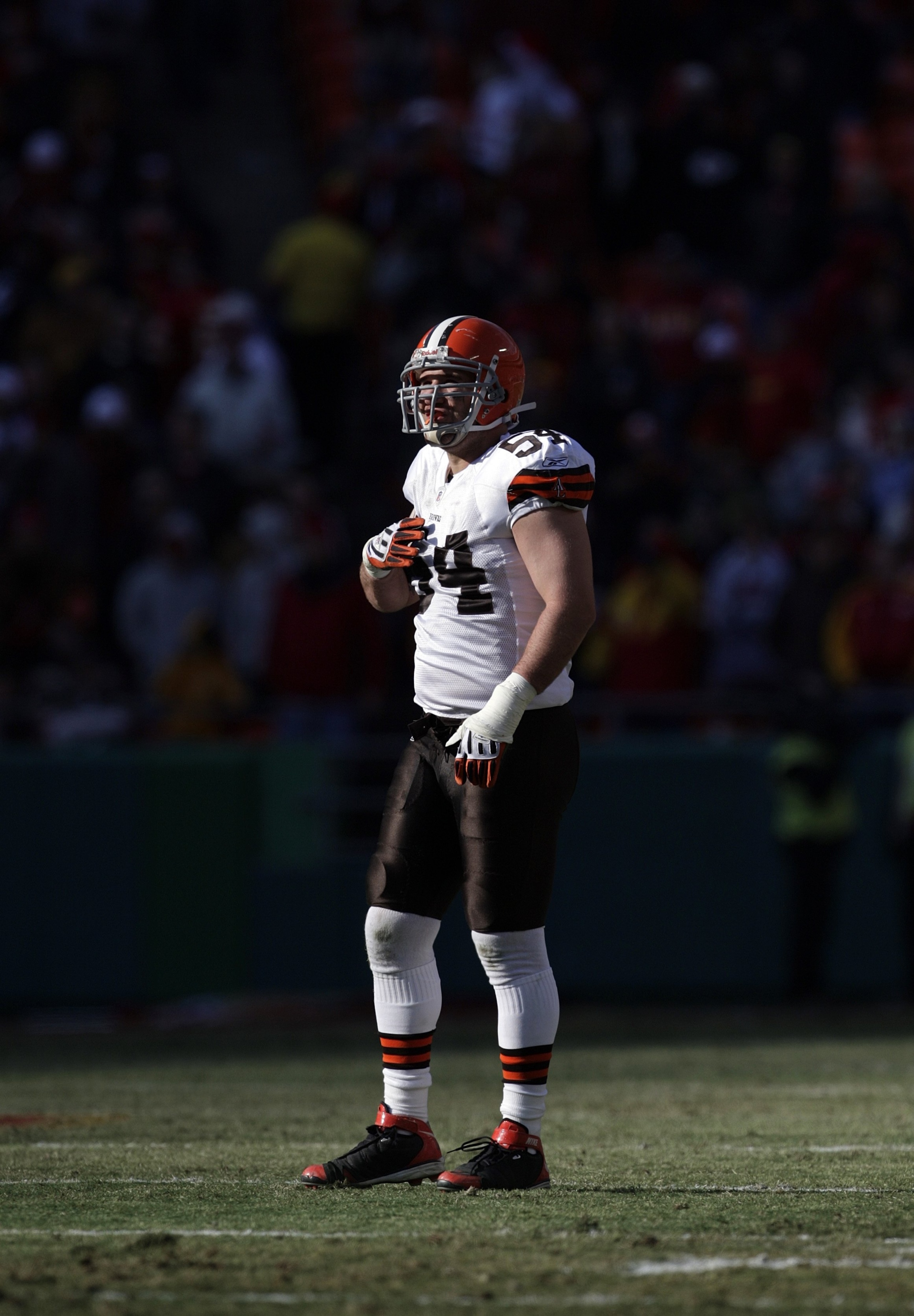 KANSAS CITY, MO - DECEMBER 20:  Blake Costanzo #54 of the Cleveland Browns plays his position during their NFL game against the Kansas City Chiefs on December 20, 2009 at Arrowhead Stadium in Kansas City, Missouri. The Browns defeated the Chiefs 41-34. (P