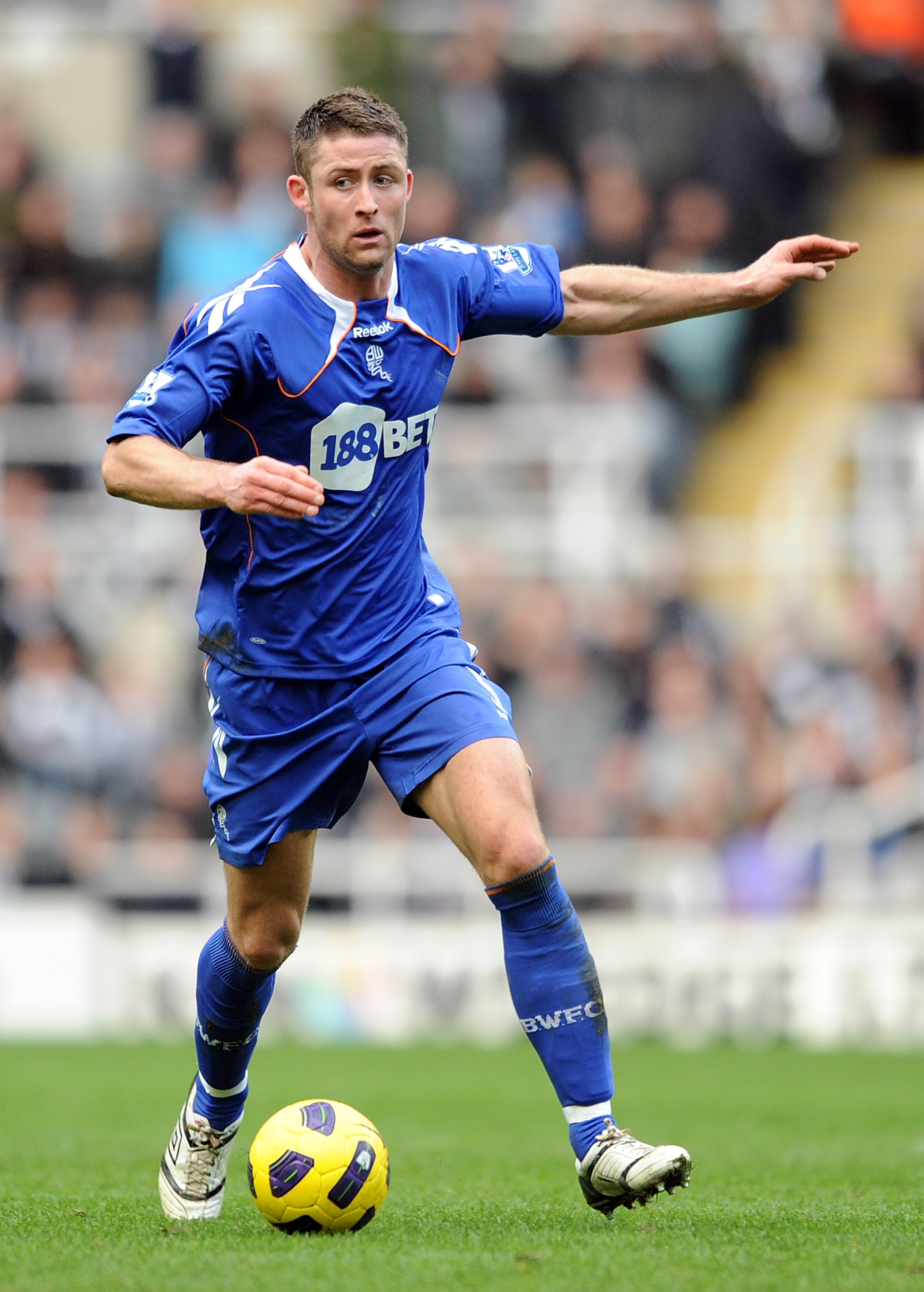 NEWCASTLE UPON TYNE, ENGLAND - FEBRUARY 26: Gary Cahill of Bolton Wanderers in action during the Barclays Premier League match between Newcastle United and Bolton Wanderers at St James' Park on February 26, 2011 in Newcastle upon Tyne, England.  (Photo by
