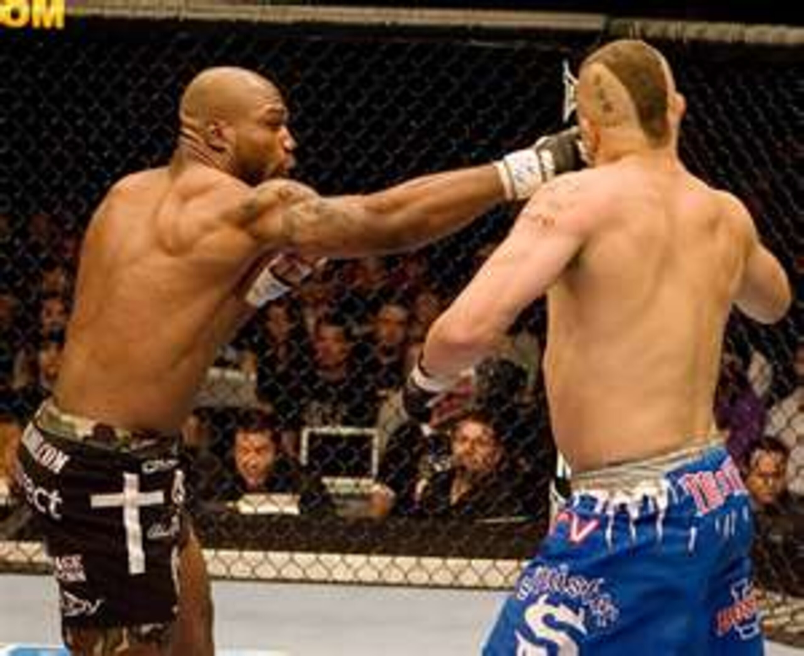 Quinton Jackson landing the KO punch on Chuck Liddell