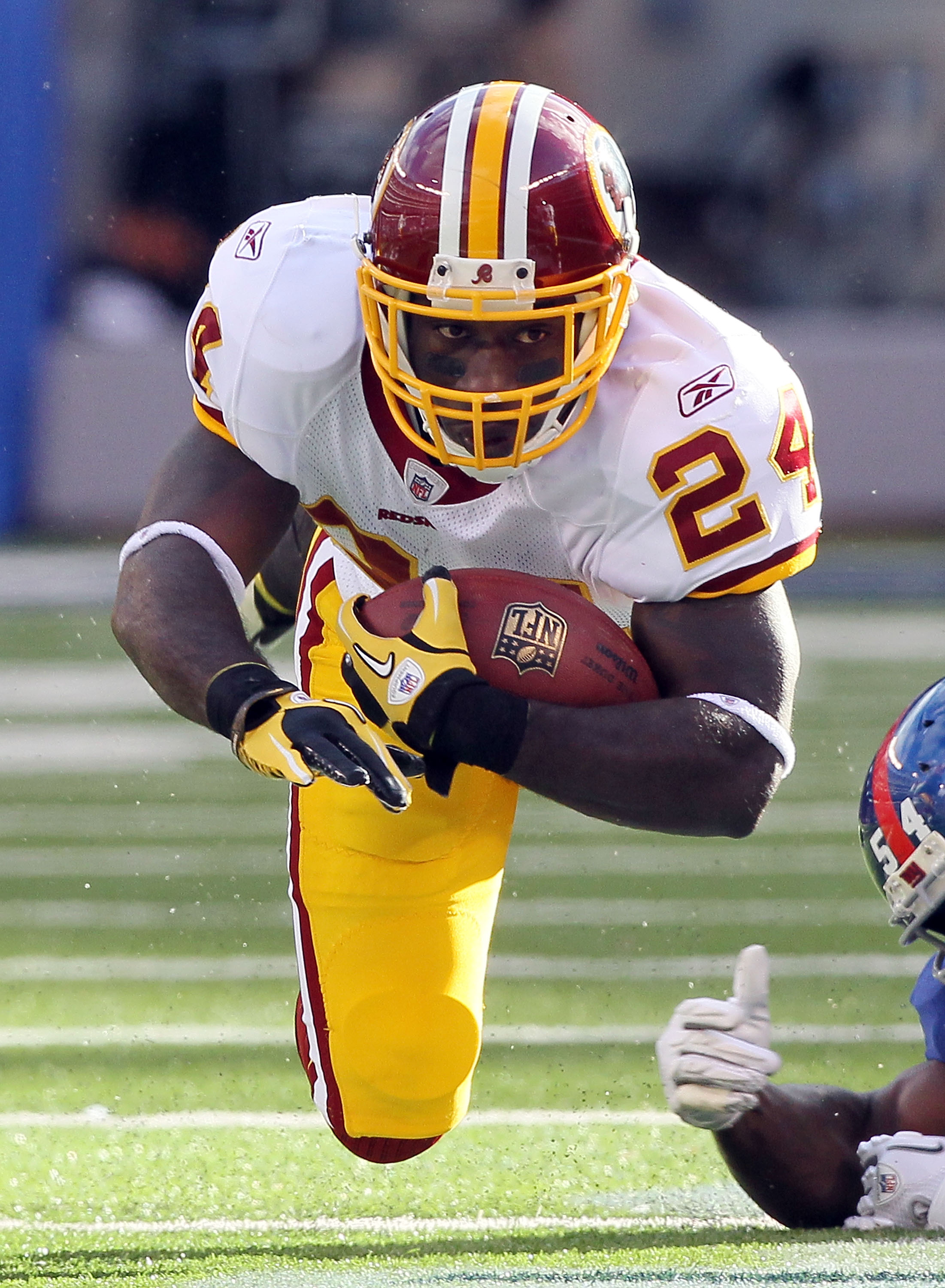 Former Redskins RB Clinton Portis interested in joining Giants