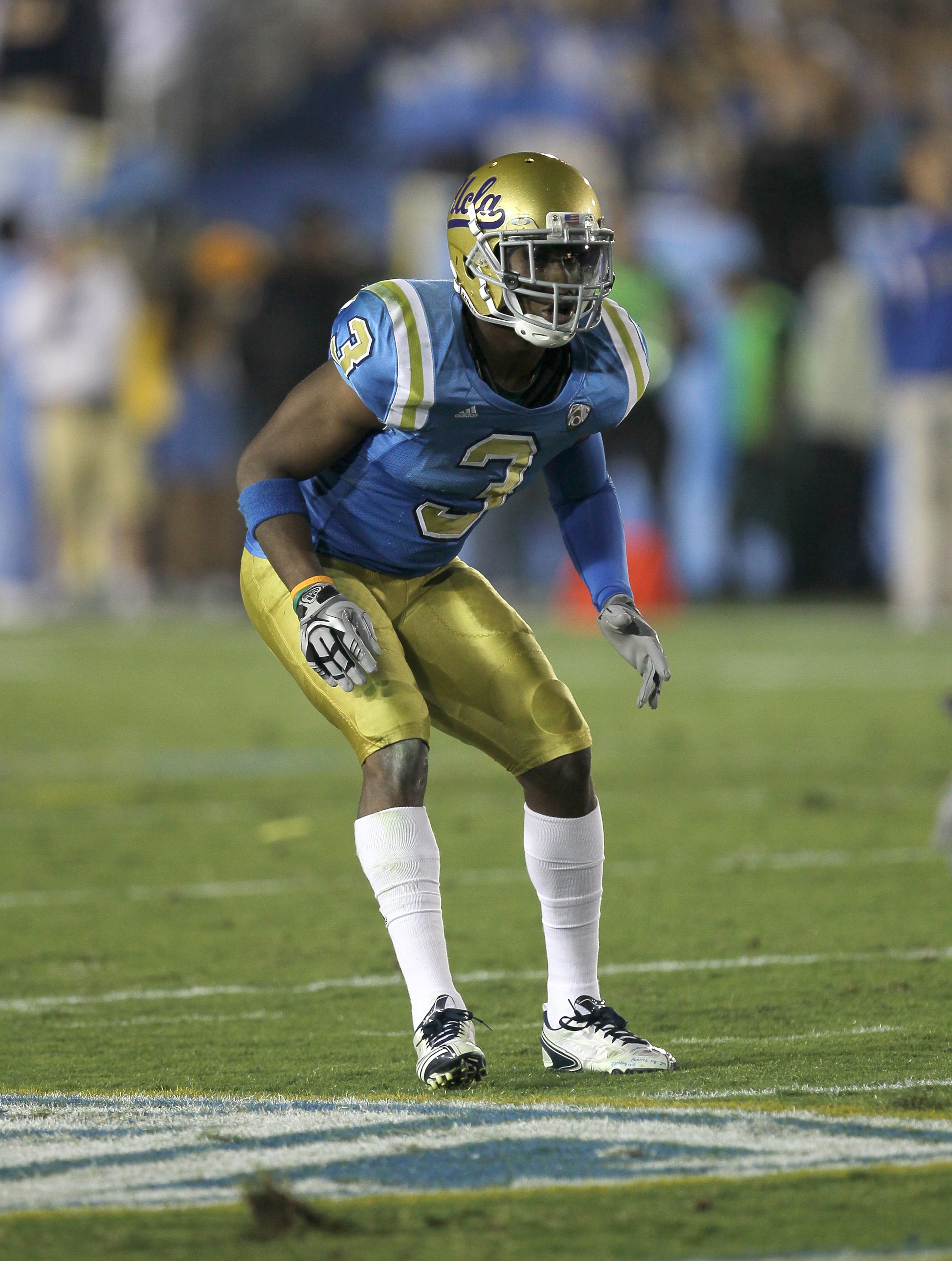 PASADENA, CA - SEPTEMBER 18: Safety Rahim Moore #3 of the UCLA Bruins in the game with the Houston Cougars at the Rose Bowl on September 18, 2010 in Pasadena, California. UCLA won 31-13. (Photo by Stephen Dunn/Getty Images) PASADENA, CA - SEPTEMBER 18: Safety Rahim Moore #3 of the UCLA Bruins in the game with the Houston Cougars at the Rose Bowl on September 18, 2010 in Pasadena, California. UCLA won 31-13. (Photo by Stephen Dunn/Getty Images)