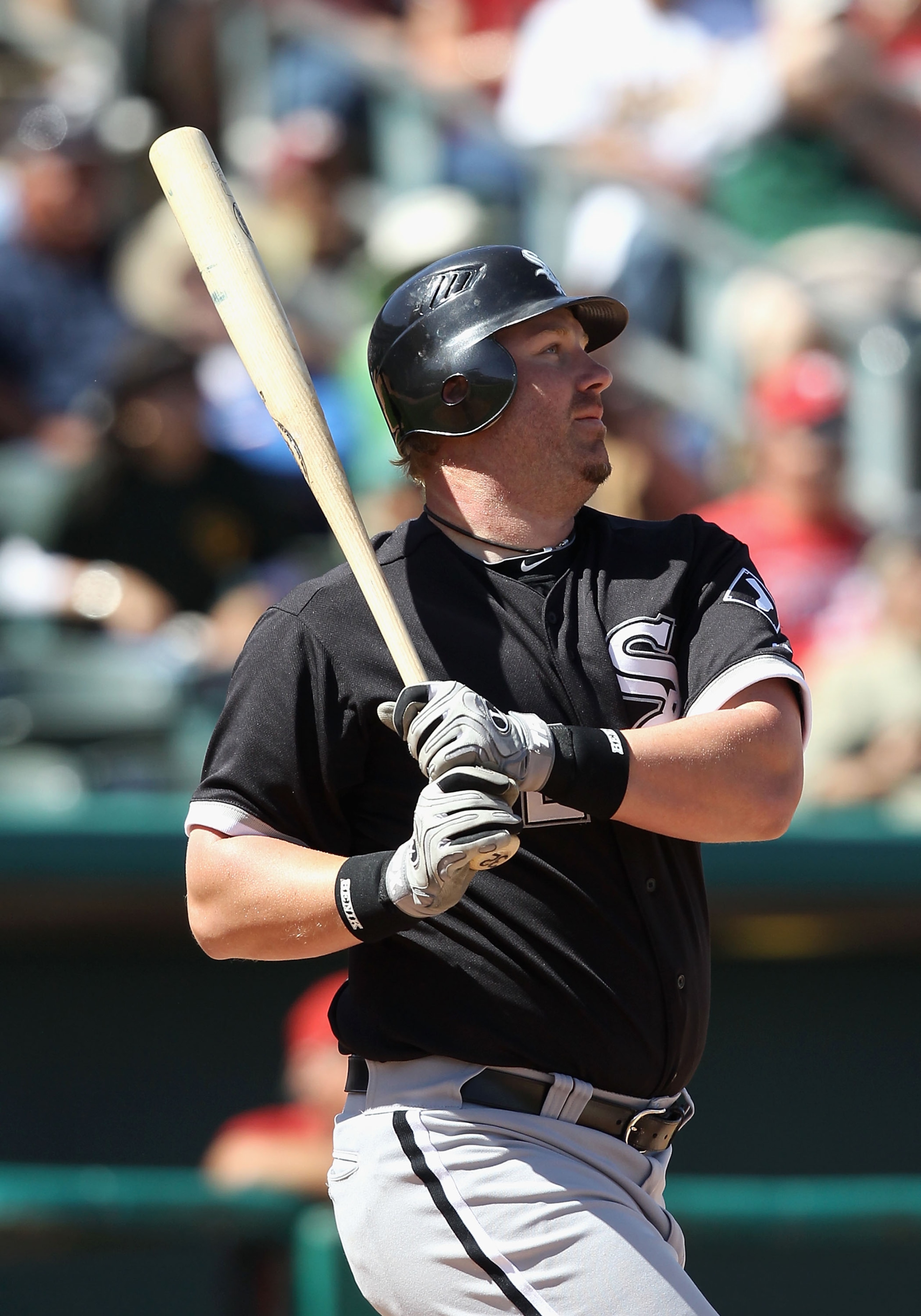 TUCSON, AZ - MARCH 07:  Adam Dunn #32 of the Chicago White Sox bats against the Arizona Diamondbacks during the spring training game at Kino Veterans Memorial Stadium on March 7, 2011 in Tucson, Arizona.  (Photo by Christian Petersen/Getty Images)