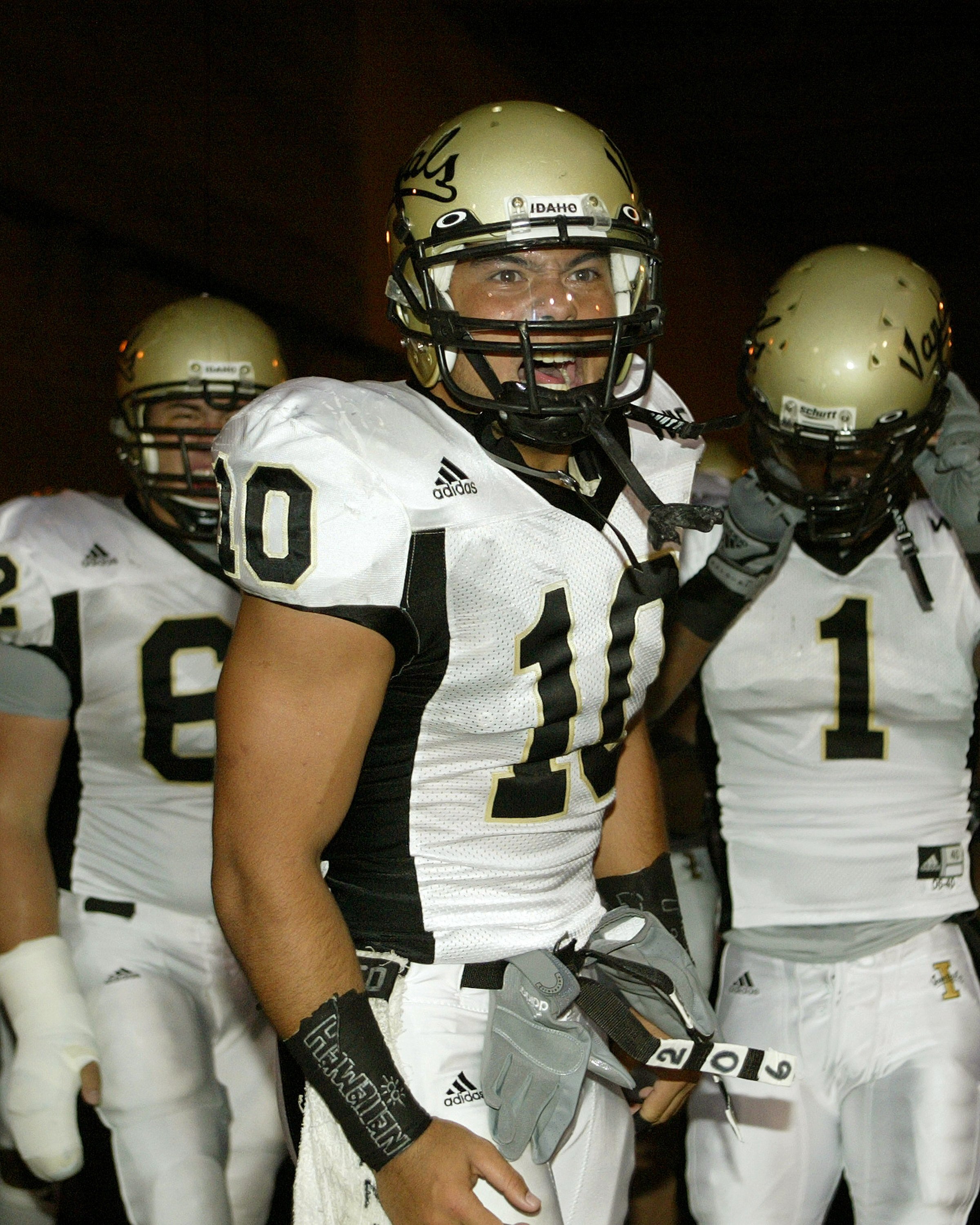 LINCOLN, NE - NOVEMBER 26: Eric Hagg #28 of the Nebraska Cornhuskers attempts to not interfere with Paul Richardson #80 of the Colorado Buffaloes during their game at Memorial Stadium on November 26, 2010 in Lincoln, Nebraska. Nebraska defeated Colorado 4