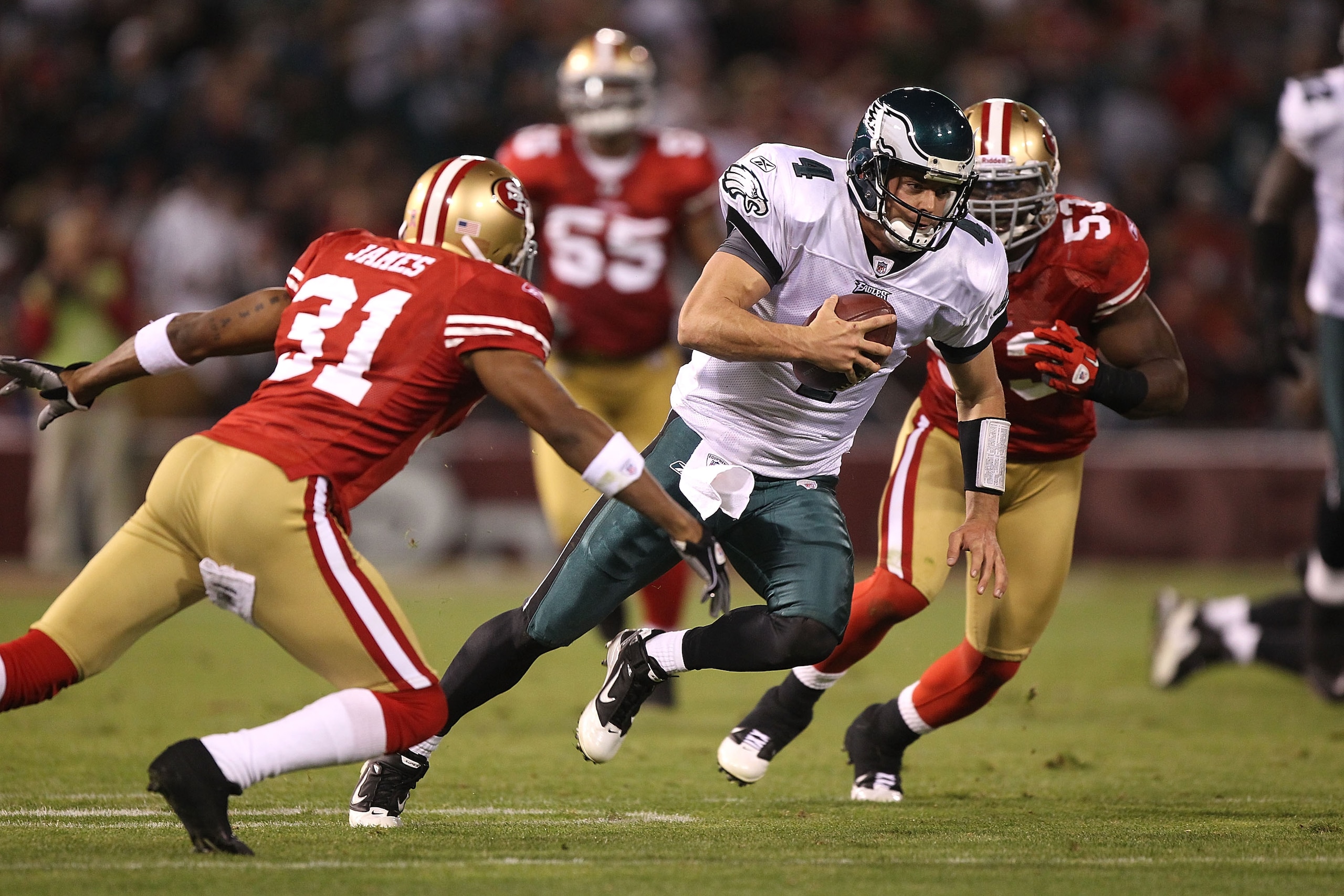 SAN FRANCISCO - OCTOBER 10:  Kevin Kolb #4 of the Philadelphia Eagles runs against the San Francisco 49ers during an NFL game at Candlestick Park on October 10, 2010 in San Francisco, California.  (Photo by Jed Jacobsohn/Getty Images)