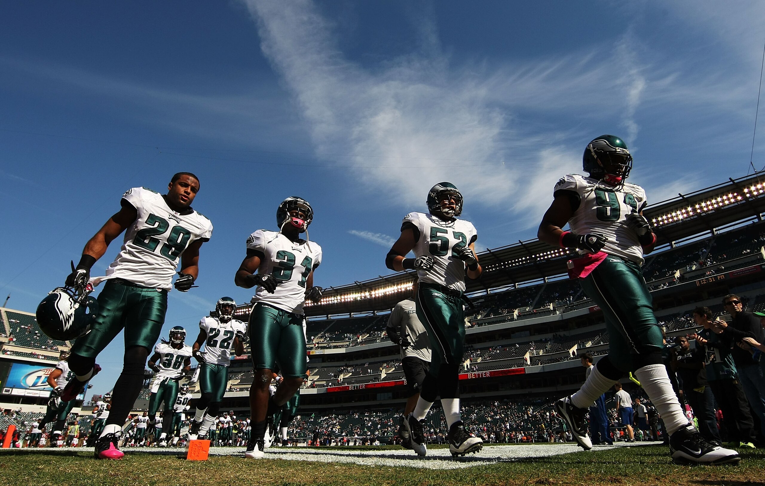 PHILADELPHIA - OCTOBER 17:  The Philadelphia Eagles exit the field after warmups against the Atlanta Falcons before their game at Lincoln Financial Field on October 17, 2010 in Philadelphia, Pennsylvania.  (Photo by Al Bello/Getty Images)