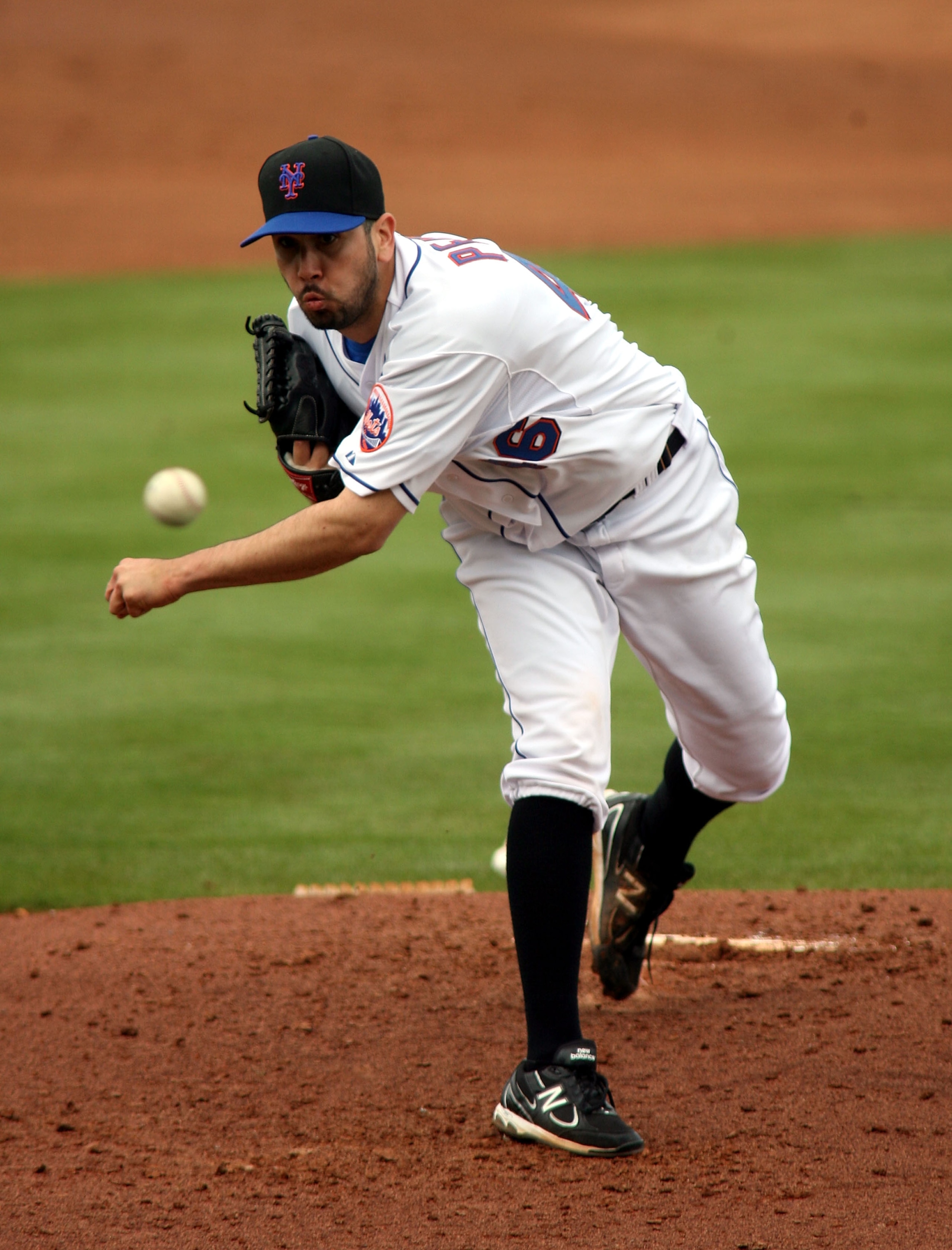 PORT ST. LUCIE, FL - MARCH 03:  Pitcher Oliver Perez #46 of the New York Mets throws against the St. Louis Cardinals at Digital Domain Park on March 3, 2011 in Port St. Lucie, Florida.  (Photo by Marc Serota/Getty Images)