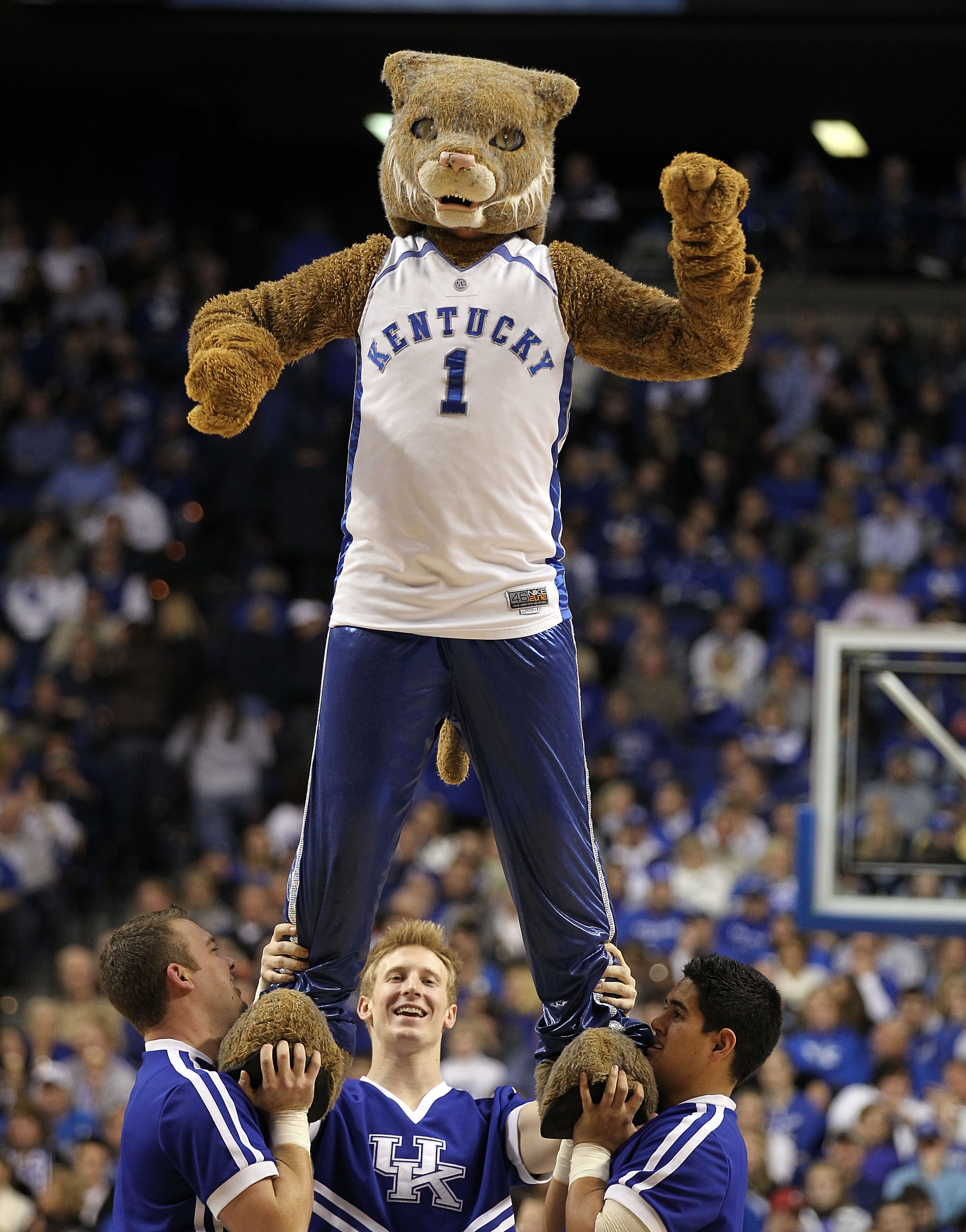 Wilbur and Wilma Wildcat Get Halloween Makeovers