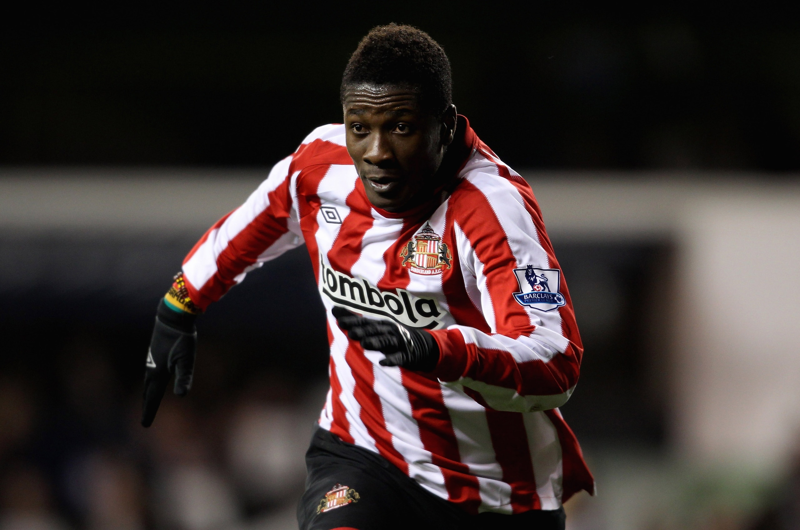 LONDON, ENGLAND - NOVEMBER 09: Asamoah Gyan of Sunderland celebrates after scoring their first goal during the Premier League match between Tottenham Hotspur and Sunderland at White Hart Lane on November 9, 2010 in London, England. (Photo by Scott Heavey LONDON, ENGLAND - NOVEMBER 09: Asamoah Gyan of Sunderland celebrates after scoring their first goal during the Premier League match between Tottenham Hotspur and Sunderland at White Hart Lane on November 9, 2010 in London, England. (Photo by Scott Heavey