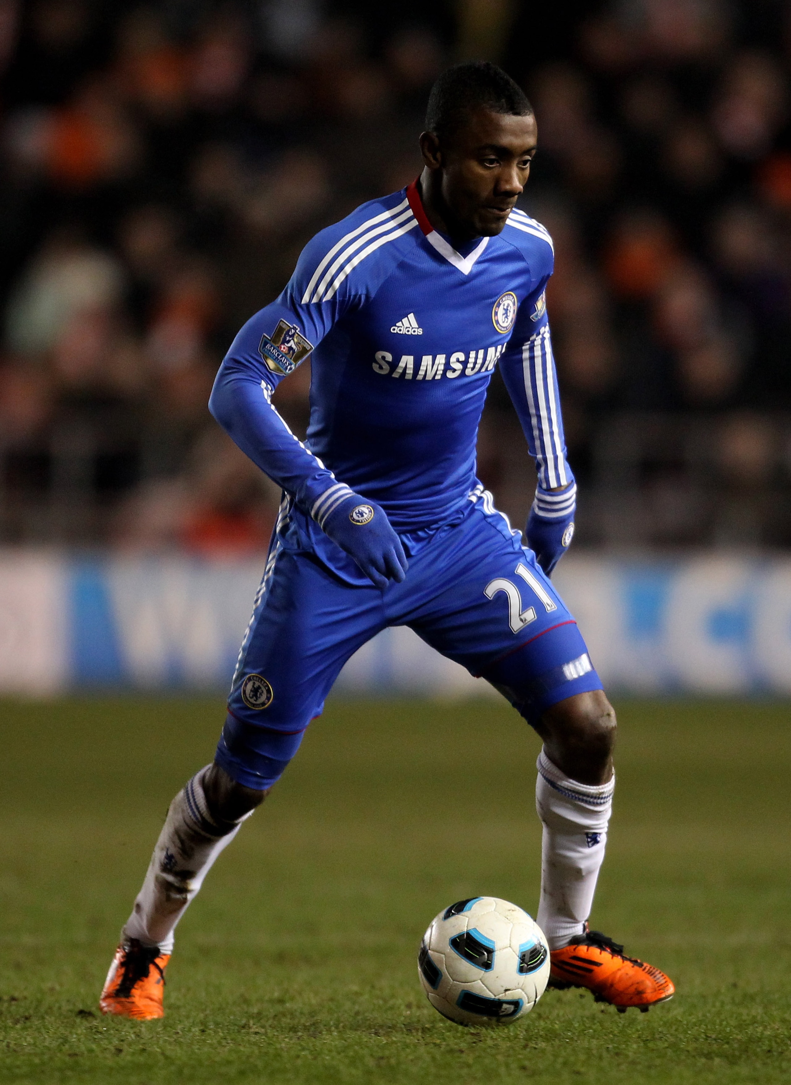BLACKPOOL, ENGLAND - MARCH 07: Salomon Kalou of Chelsea in action during the Barclays Premier League match between Blackpool and Chelsea at Bloomfield Road on March 7, 2011 in Blackpool, England. (Photo by Alex Livesey/Getty Images) BLACKPOOL, ENGLAND - MARCH 07: Salomon Kalou of Chelsea in action during the Barclays Premier League match between Blackpool and Chelsea at Bloomfield Road on March 7, 2011 in Blackpool, England. (Photo by Alex Livesey/Getty Images)