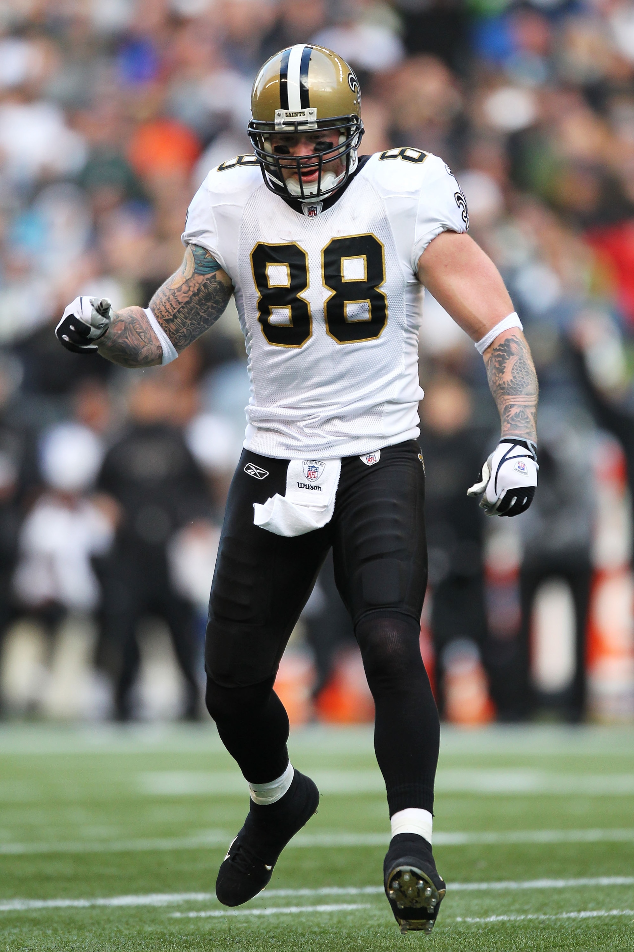 SEATTLE, WA - JANUARY 08:  Jeremy Shockey #88 of the New Orleans Saints reacts against the Seattle Seahawks during the 2011 NFC wild-card playoff game at Qwest Field on January 8, 2011 in Seattle, Washington.  (Photo by Otto Greule Jr/Getty Images)
