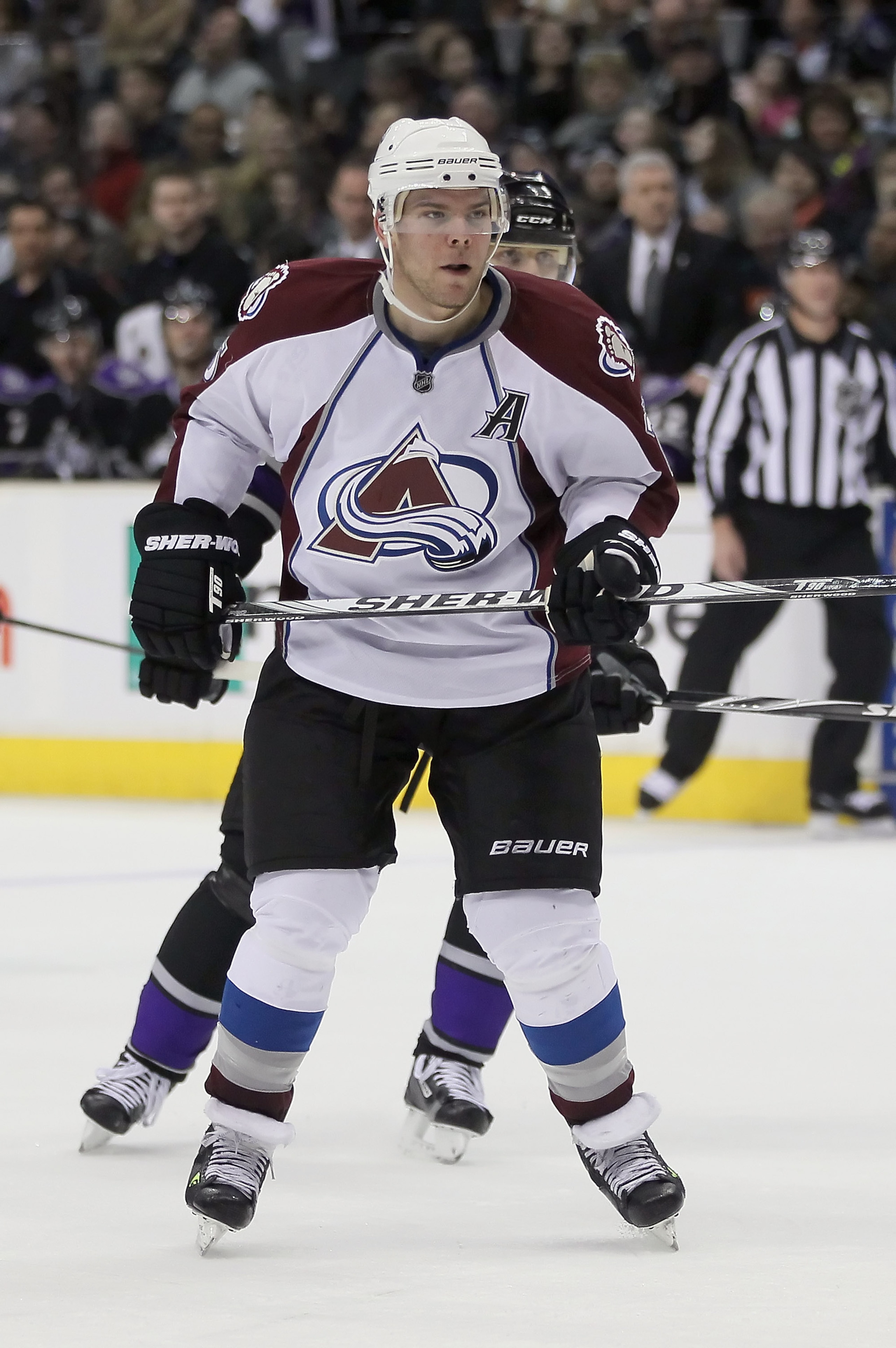 LOS ANGELES, CA - FEBRUARY 26:  Paul Stastny #26 of the Colorado Avalanche skates against the Los Angeles Kings at Staples Center on February 26, 2011 in Los Angeles, California.  (Photo by Jeff Gross/Getty Images)