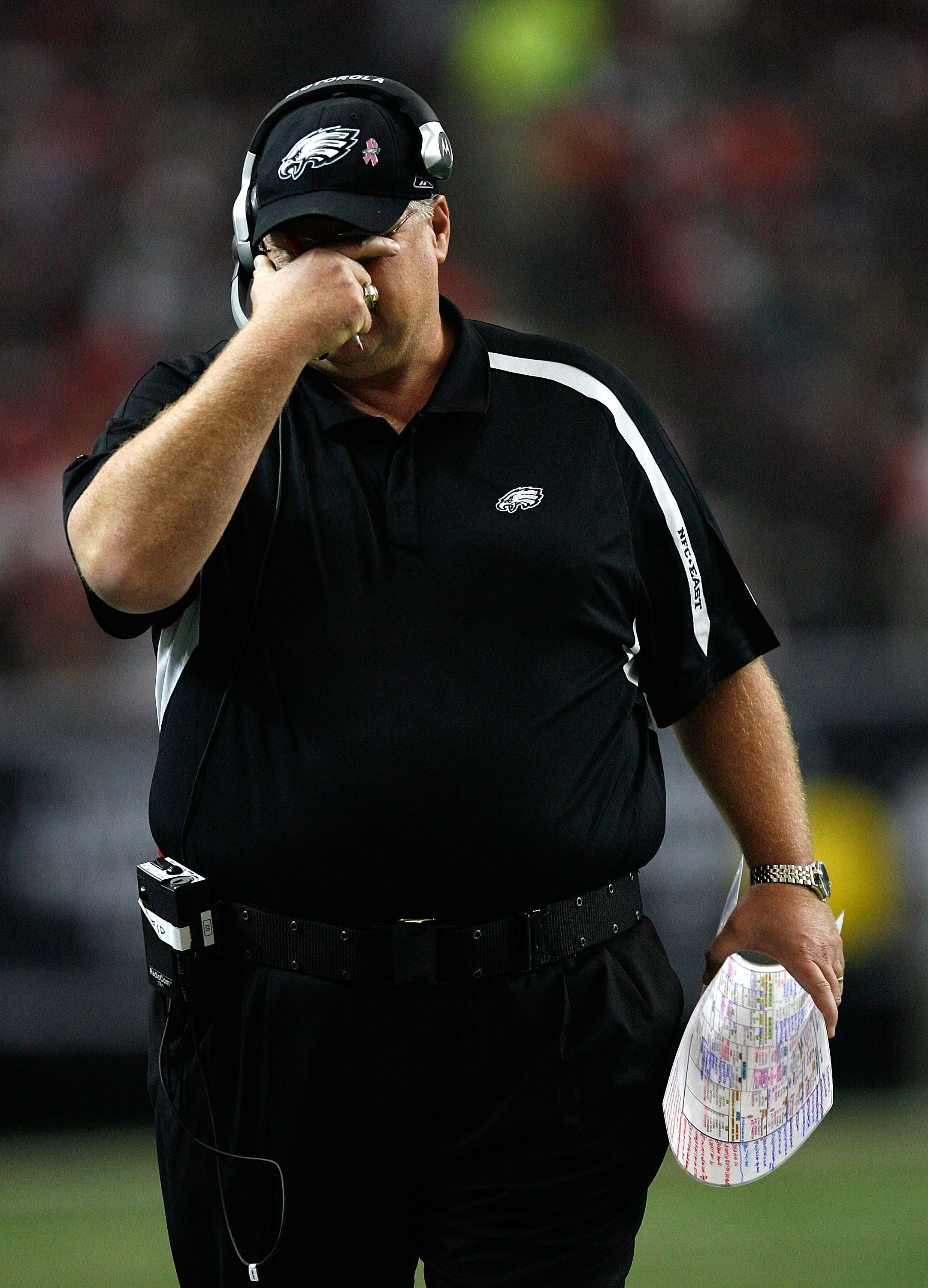 Philadelphia Eagles QB Sonny Jurgensen on field during game vs New News  Photo - Getty Images