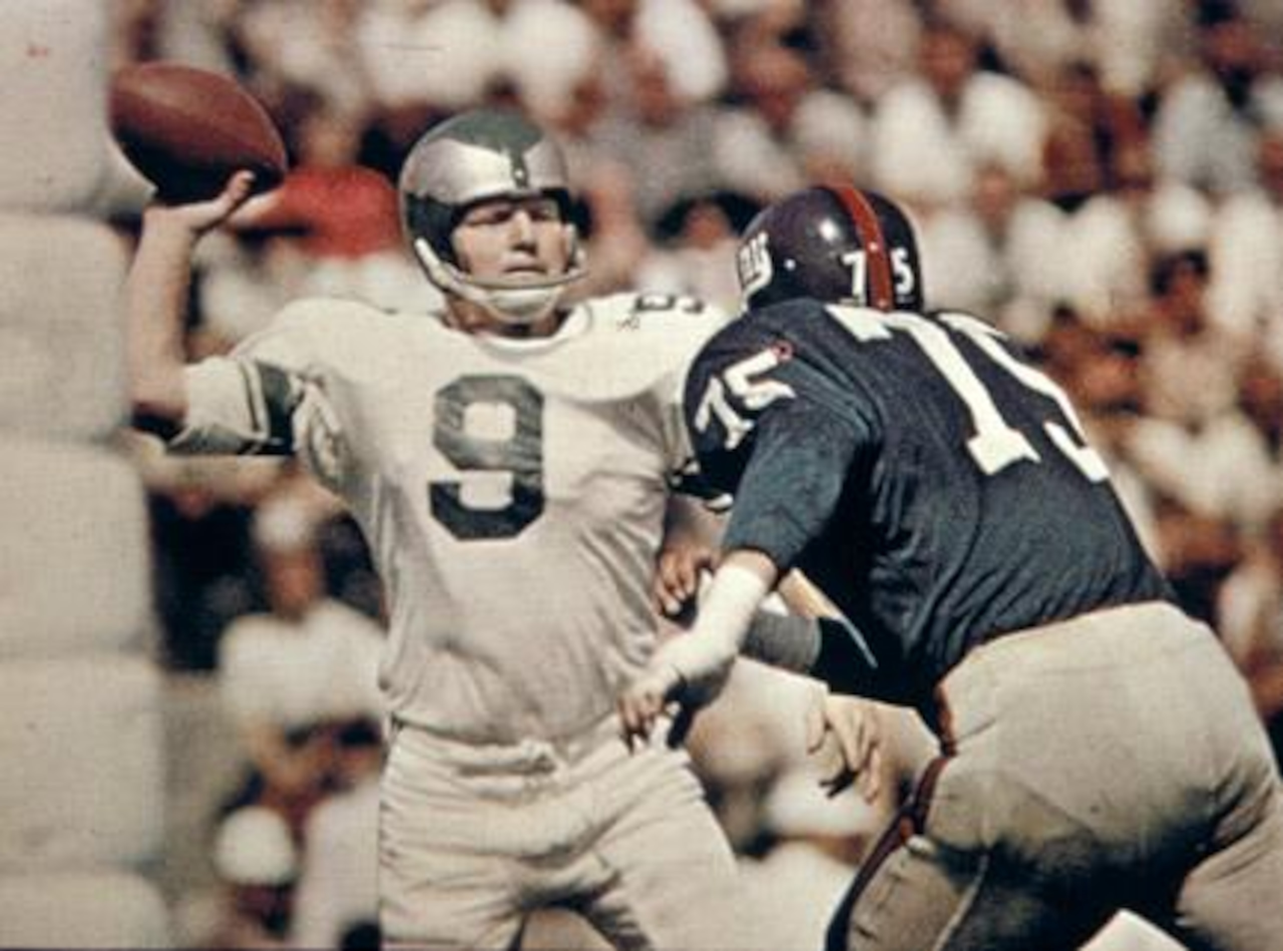 Photo courtesy of ProFootballHOF.com