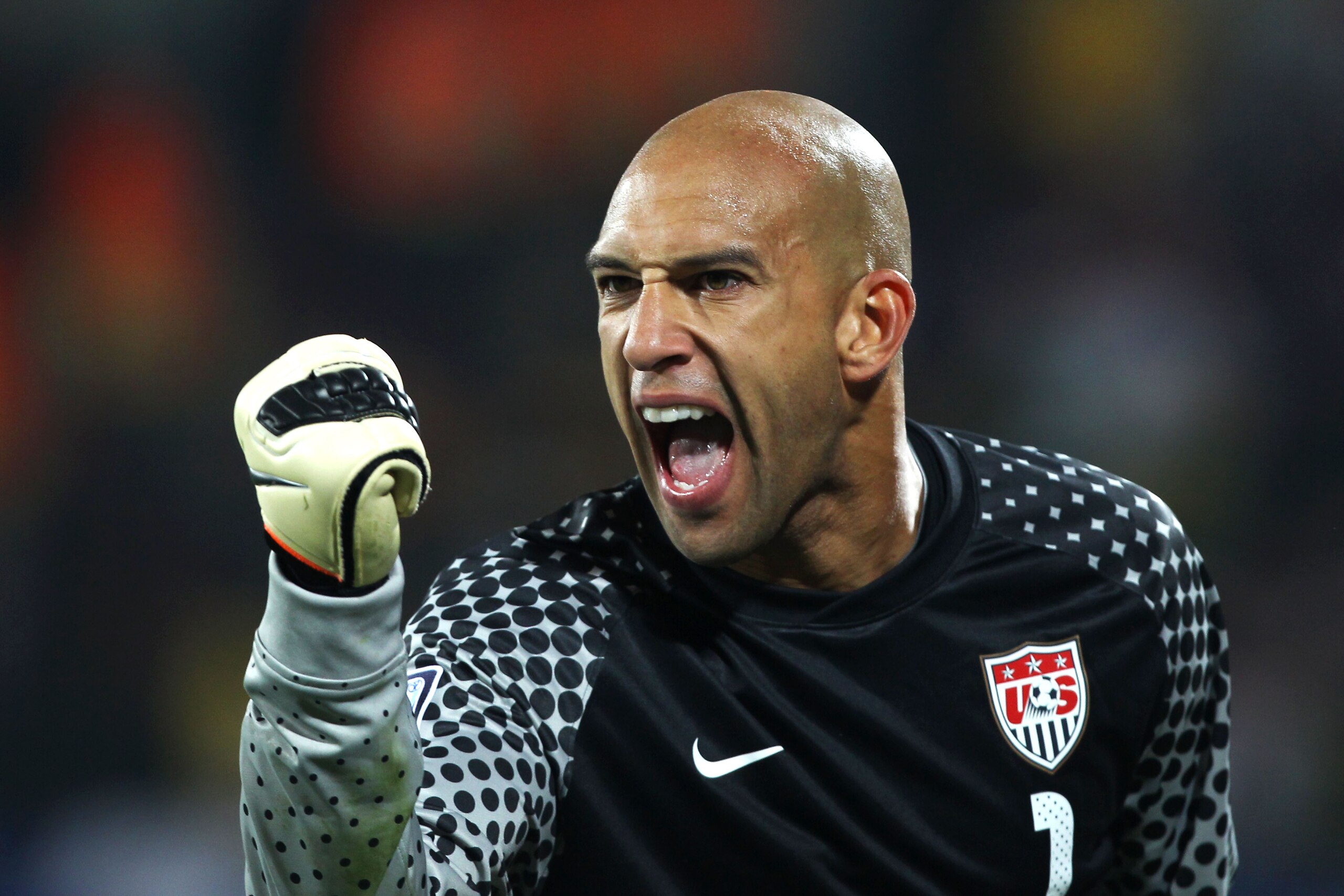 RUSTENBURG, SOUTH AFRICA - JUNE 26: Tim Howard of the United States gestures during the 2010 FIFA World Cup South Africa Round of Sixteen match between USA and Ghana at Royal Bafokeng Stadium on June 26, 2010 in Rustenburg, South Africa.  (Photo by Ian Wa
