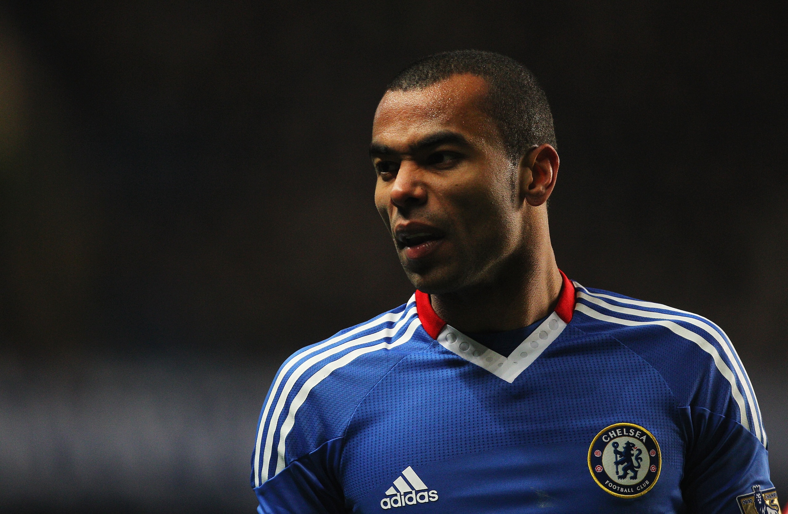 LONDON, ENGLAND - MARCH 01:  Ashley Cole of Chelsea looks on during the Barclays Premier League match between Chelsea and Manchester United at Stamford Bridge on March 1, 2011 in London, England.  (Photo by Clive Rose/Getty Images)