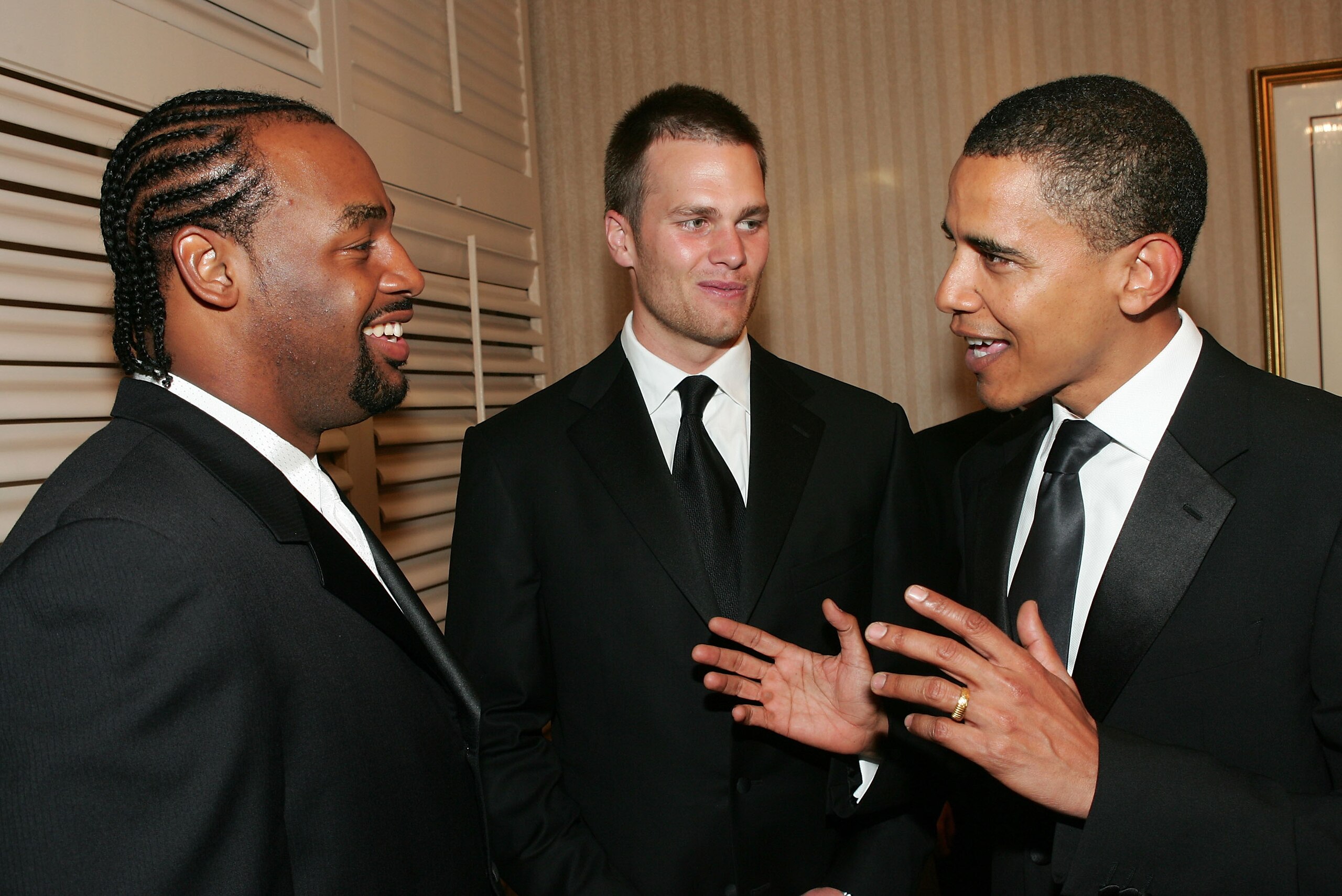 WASHINGTON - APRIL 30:   NFL Quarterbacks Donovan McNabb and Tom Brady (C), whose teams met in the most recent Superbowl, chat with the U.S. Senator Barack Obama  (D-IL)  (R) at the White House Correspondents dinner at the Washington Hilton Hotel April 30