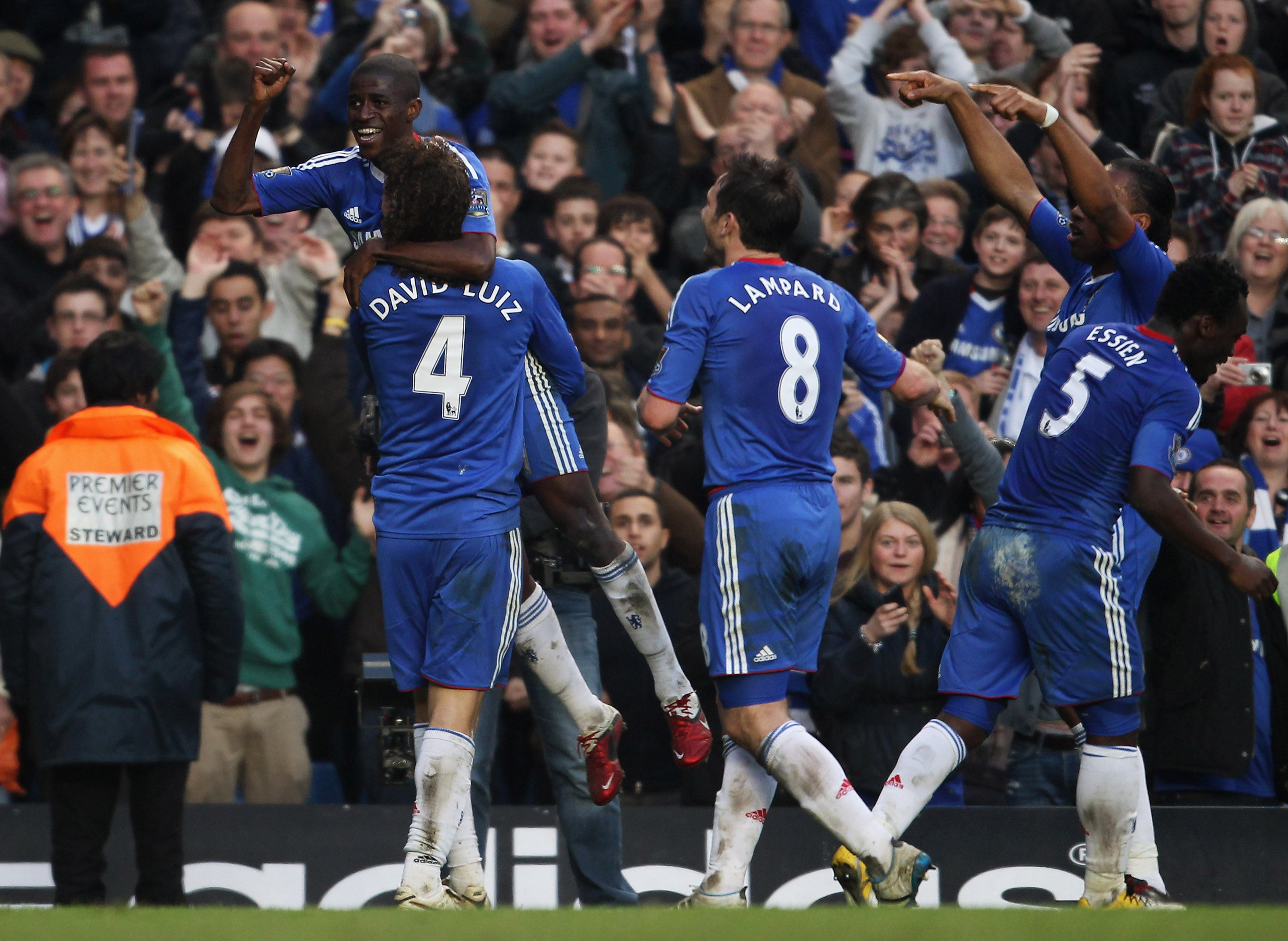 LONDON, ENGLAND - MARCH 20:  Ramires of Chelsea is lifted by David Luiz in celebration as he scores their second goal during the Barclays Premier League match between Chelsea and Manchester City at Stamford Bridge on March 20, 2011 in London, England.  (P