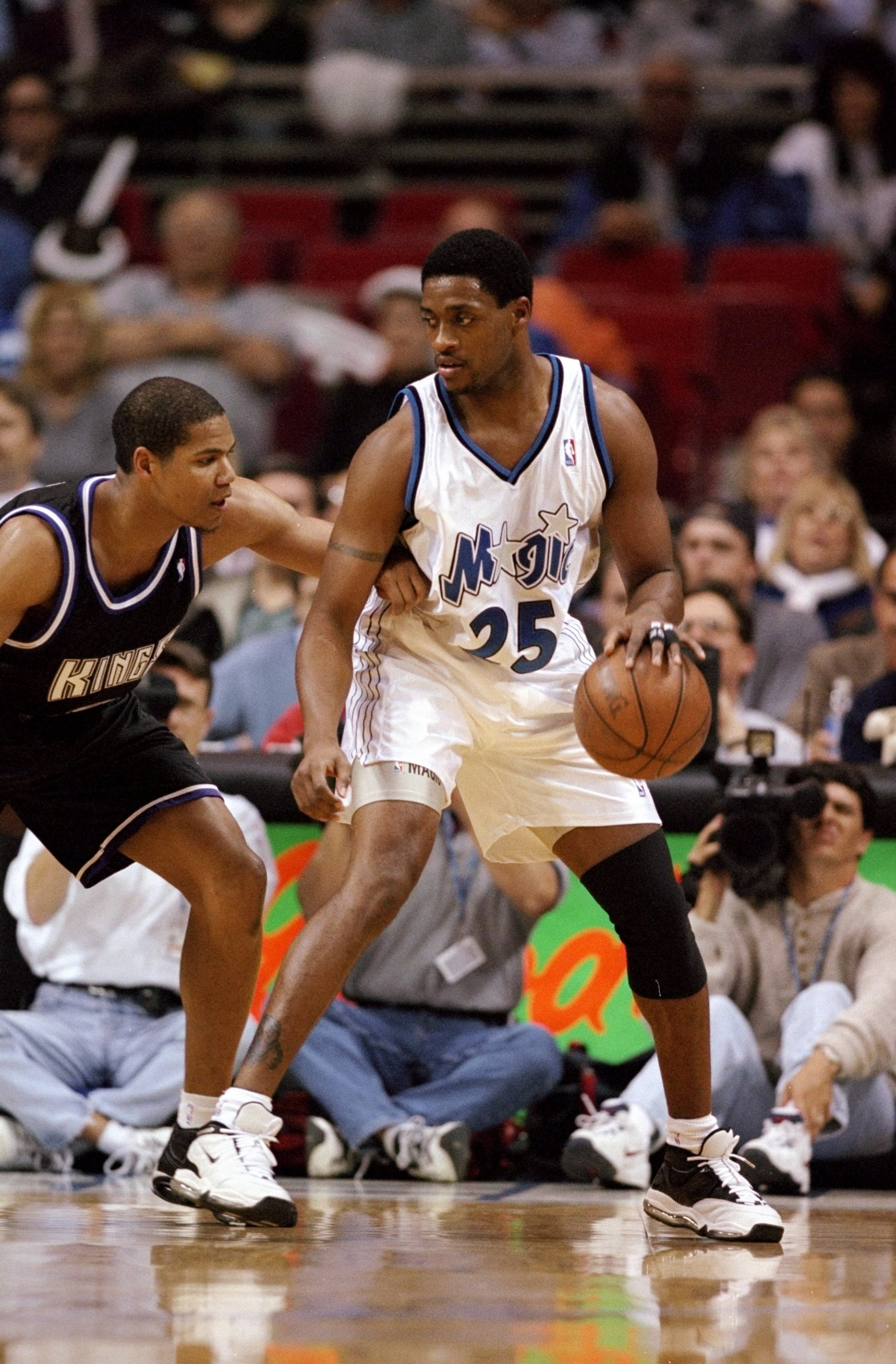 22 Feb 1999: Nick Anderson #25 of the Orlando Magic dribbles the balll during the game against the Sacramento Kings at the Orlando Arena in Orlando, Florida. The Magic defeated the Kings 107-96. Mandatory Credit: Andy Lyons /Allsport 22 Feb 1999: Nick Anderson #25 of the Orlando Magic dribbles the balll during the game against the Sacramento Kings at the Orlando Arena in Orlando, Florida. The Magic defeated the Kings 107-96. Mandatory Credit: Andy Lyons /Allsport
