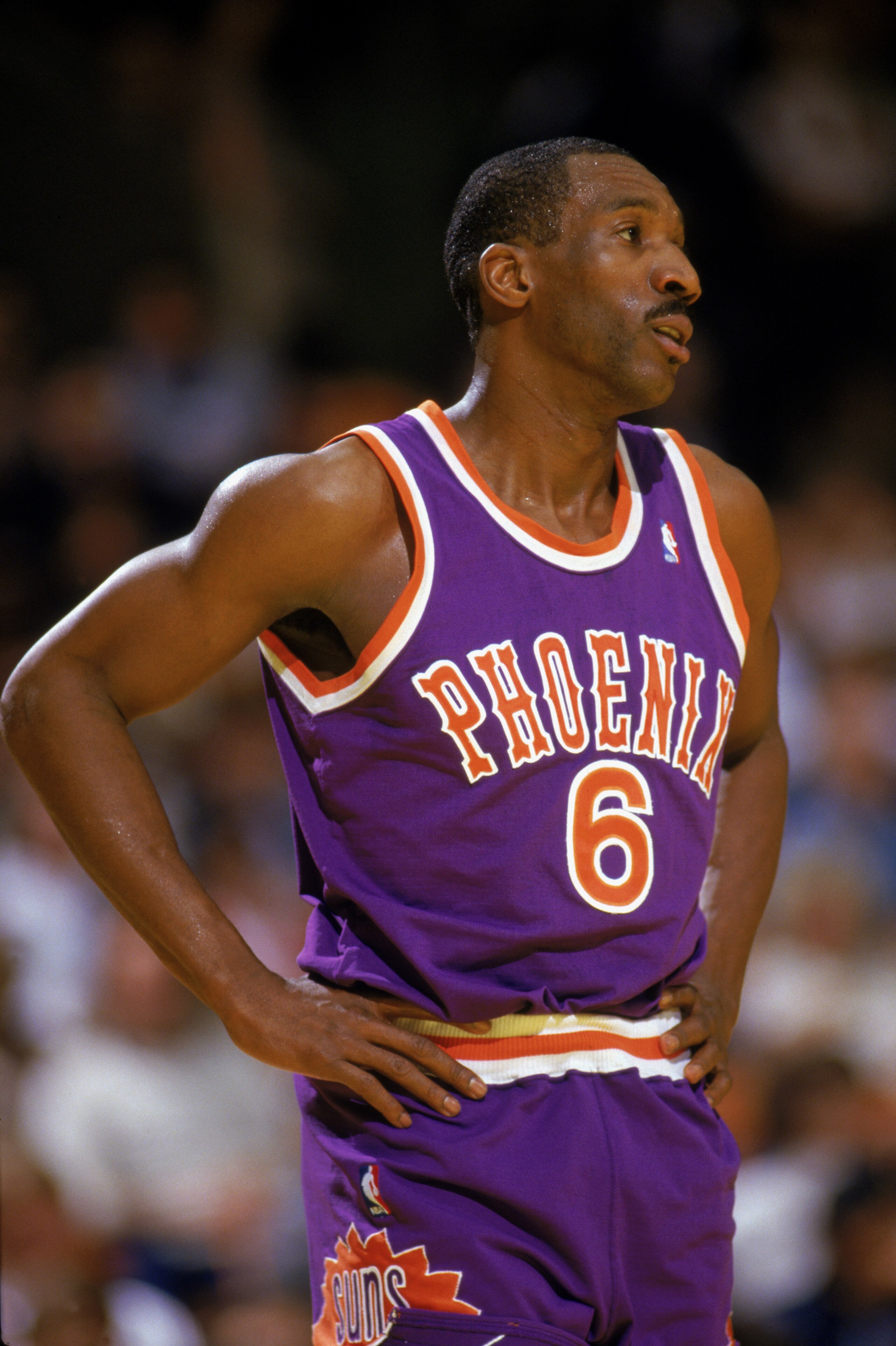 INGLEWOOD, CA - 1987: Walter Davis #6 of the Phoenix Suns shoots against the Los Angeles Lakers during the game at the Great Western Forum in Inglewood, California. (Photo by Stephen Dunn/Getty Images) INGLEWOOD, CA - 1987: Walter Davis #6 of the Phoenix Suns shoots against the Los Angeles Lakers during the game at the Great Western Forum in Inglewood, California. (Photo by Stephen Dunn/Getty Images)