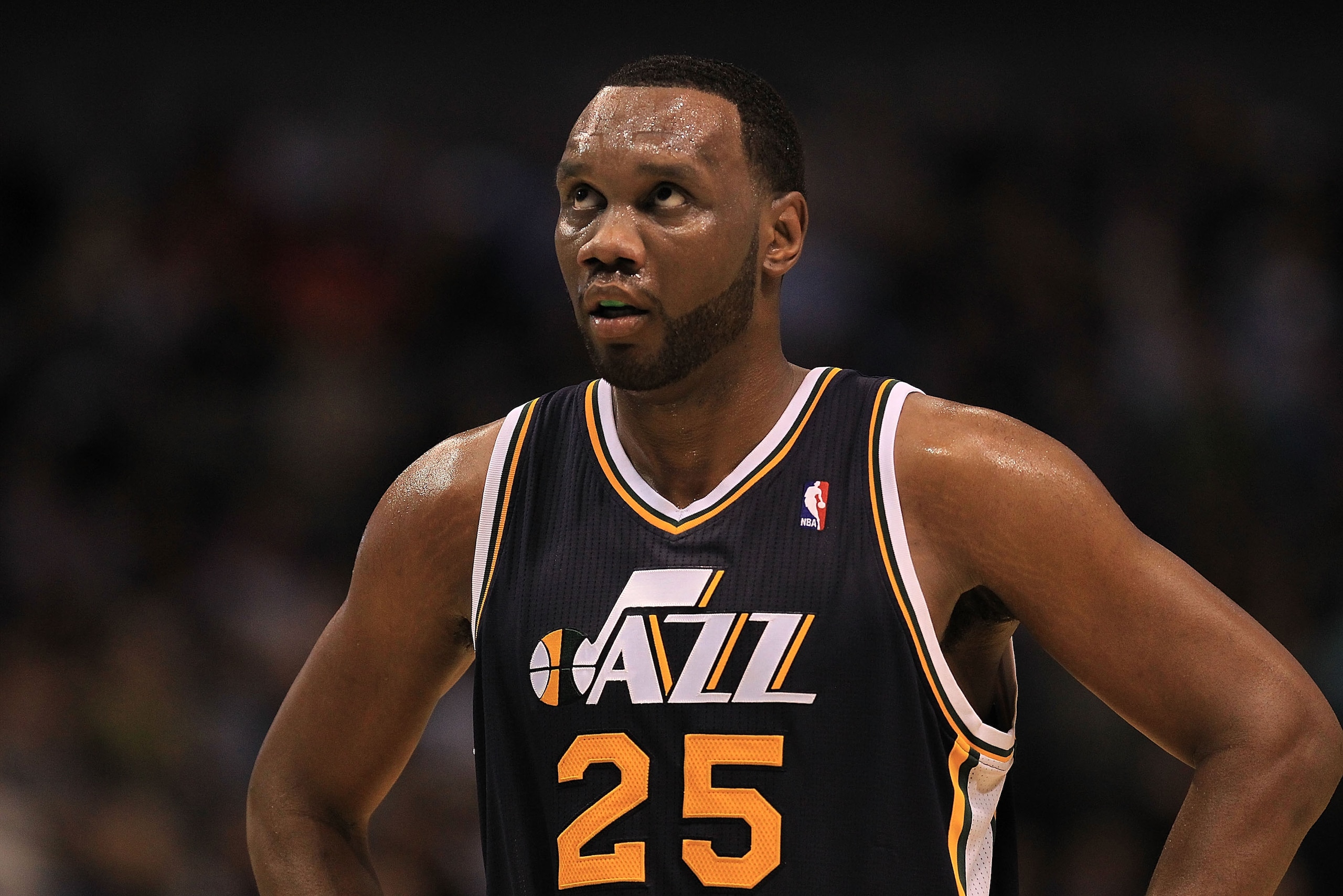 DALLAS, TX - FEBRUARY 23:  Forward Al Jefferson #25 of the Utah Jazz at American Airlines Center on February 23, 2011 in Dallas, Texas.  NOTE TO USER: User expressly acknowledges and agrees that, by downloading and or using this photograph, User is consen
