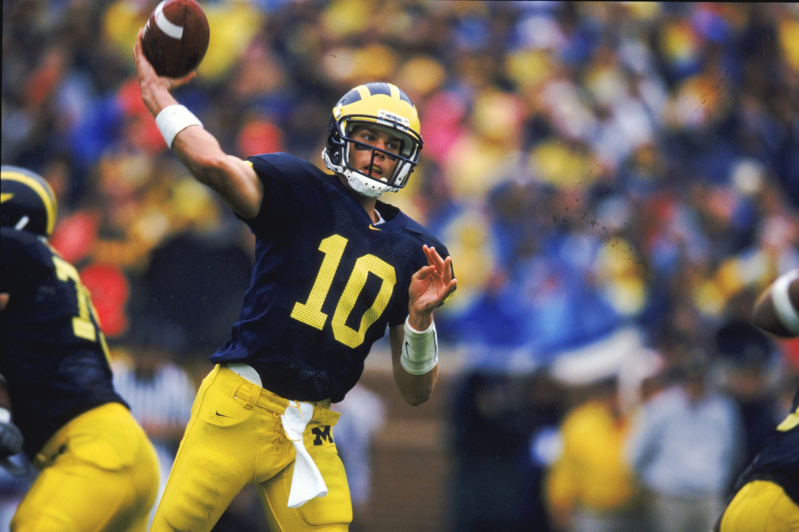 2 Oct 1999:  Tom Brady #10 of the Mishigan Wolverines gets ready to pass the ball during the game against the Purdue Boilermakers at the Michigan Stadium in Ann Arbor, Mishigan. The Wolverrines defeated the Boilermakers 38-12. Mandatory Credit: Harry How