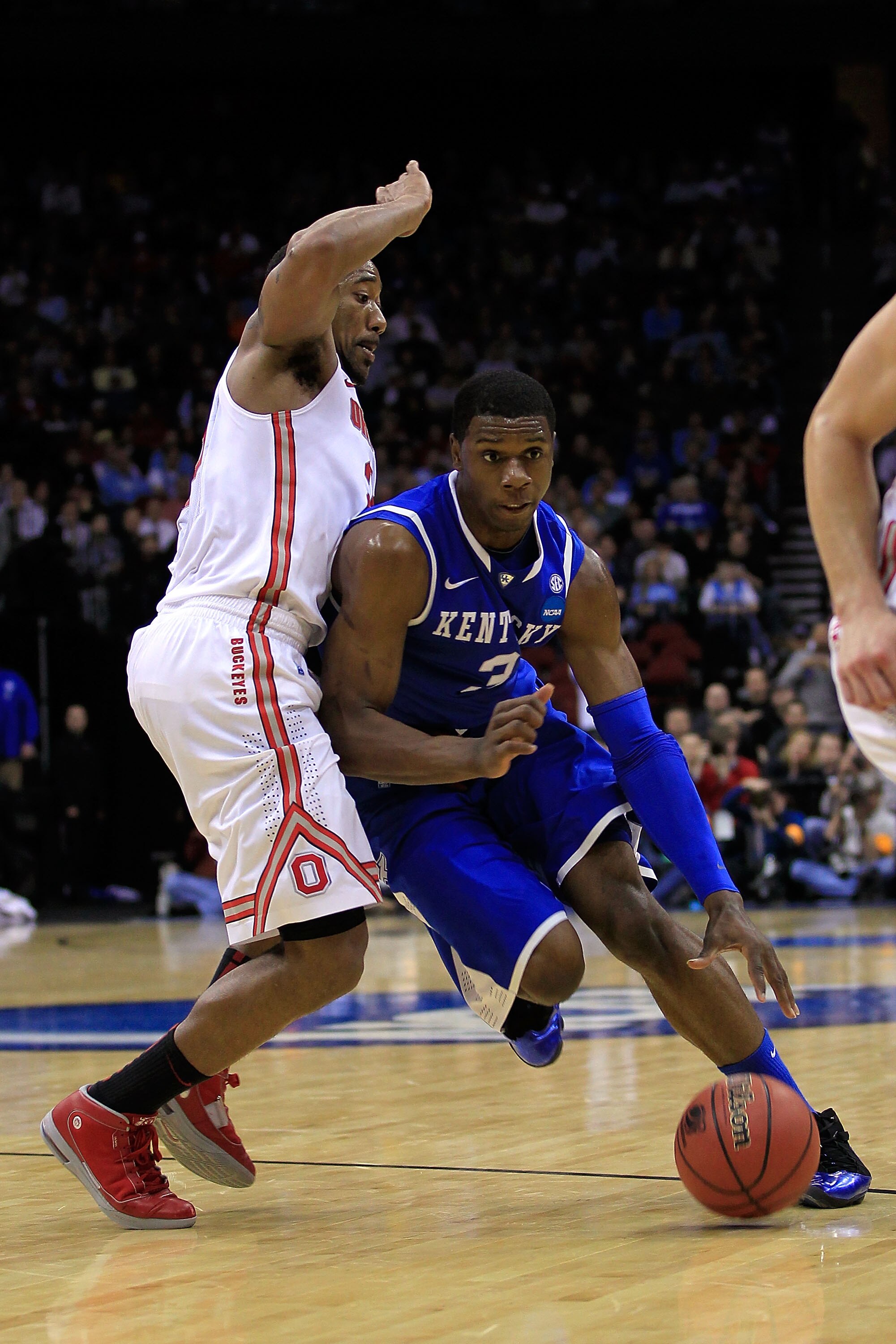 NEWARK, NJ - MARCH 25:  Terrence Jones #3 of the Kentucky Wildcats drives to the net against the Ohio State Buckeyes during the east regional semifinal of the 2011 NCAA Men's Basketball Tournament at the Prudential Center on March 25, 2011 in Newark, New