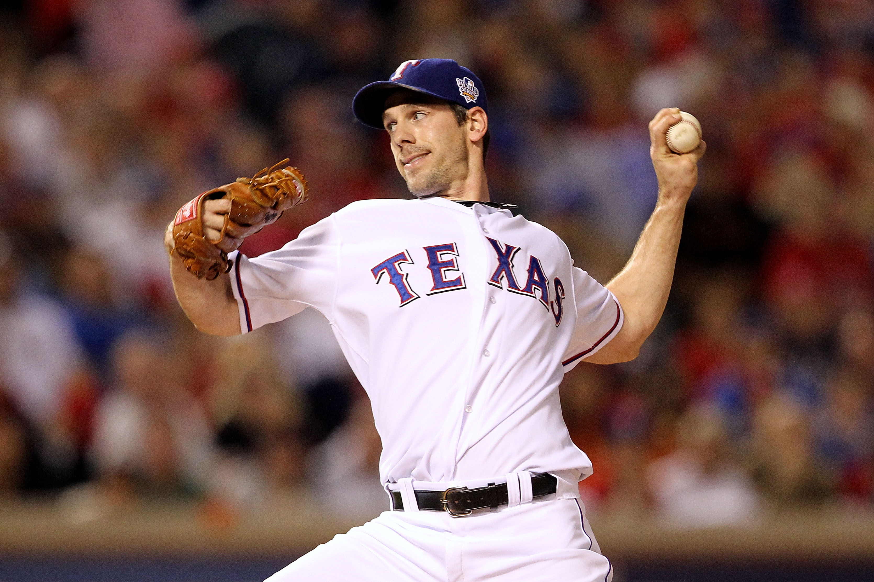 ARLINGTON, TX - NOVEMBER 01: Cliff Lee #33 of the Texas Rangers pitches against the San Francisco Giants in Game Five of the 2010 MLB World Series at Rangers Ballpark in Arlington on November 1, 2010 in Arlington, Texas. (Photo by Ronald Martinez/Getty ARLINGTON, TX - NOVEMBER 01: Cliff Lee #33 of the Texas Rangers pitches against the San Francisco Giants in Game Five of the 2010 MLB World Series at Rangers Ballpark in Arlington on November 1, 2010 in Arlington, Texas. (Photo by Ronald Martinez/Getty