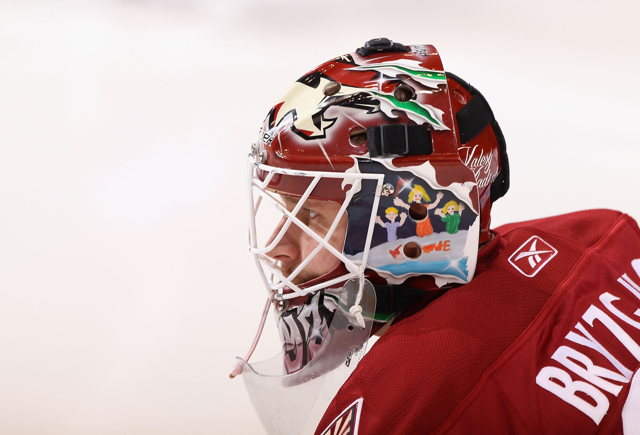 GLENDALE, AZ - MARCH 26:  Goaltender Ilya Bryzgalov #30 of the Phoenix Coyotes warms up before the NHL game against the San Jose Sharks at Jobing.com Arena on March 26, 2011 in Glendale, Arizona.  (Photo by Christian Petersen/Getty Images)