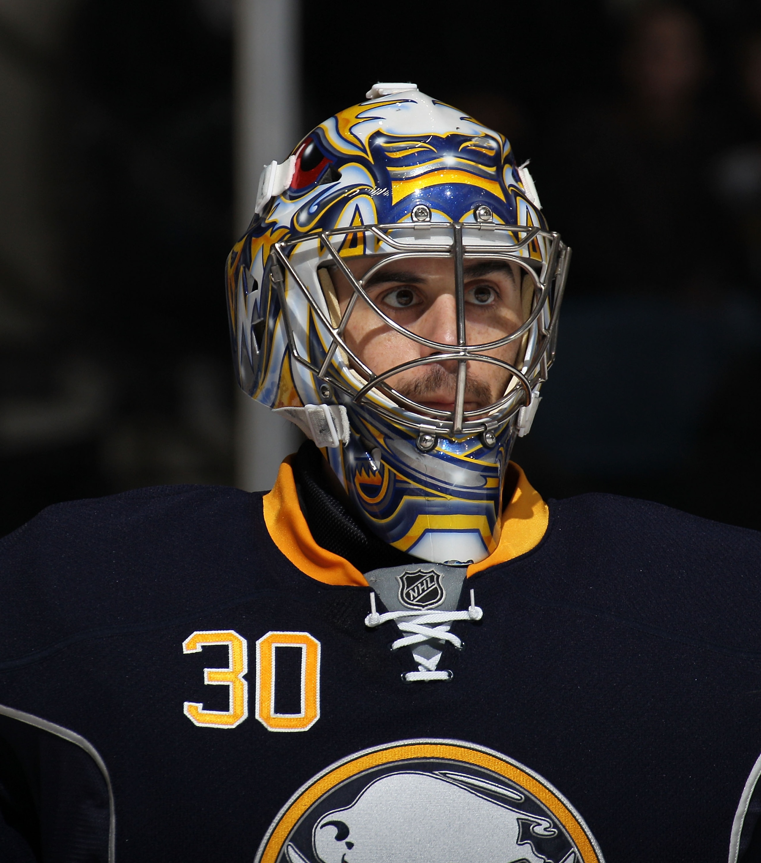UNIONDALE, NY - JANUARY 23:  Ryan Miller #30 of the Buffalo Sabres in a game against the New York Islanders at the Nassau Coliseum on January 23, 2011 in Uniondale, New York. The Sabres won 5-3. (Photo by Bruce Bennett/Getty Images)
