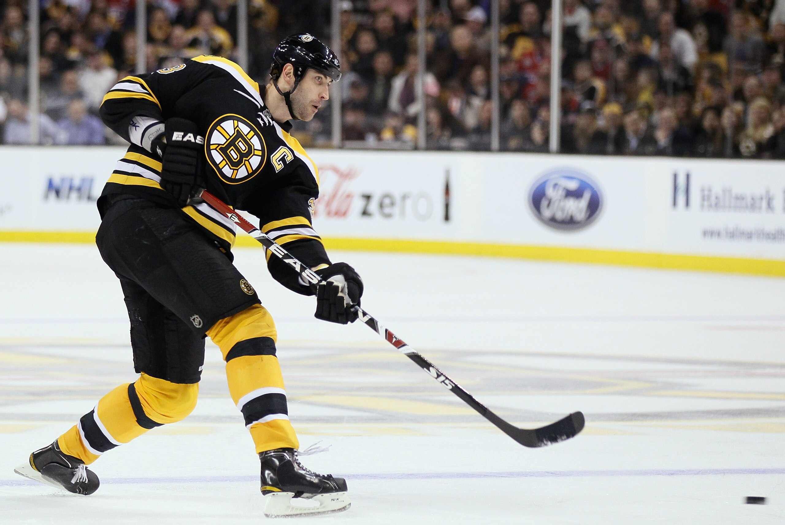 BOSTON, MA - MARCH 24:  Zdeno Chara #33 of the Boston Bruins takes a shot in the third period against the Montreal Canadiens on March 24, 2011 at the TD Garden in Boston, Massachusetts.  The Boston Bruins defeated the Montreal Canadiens 7-0.  (Photo by El