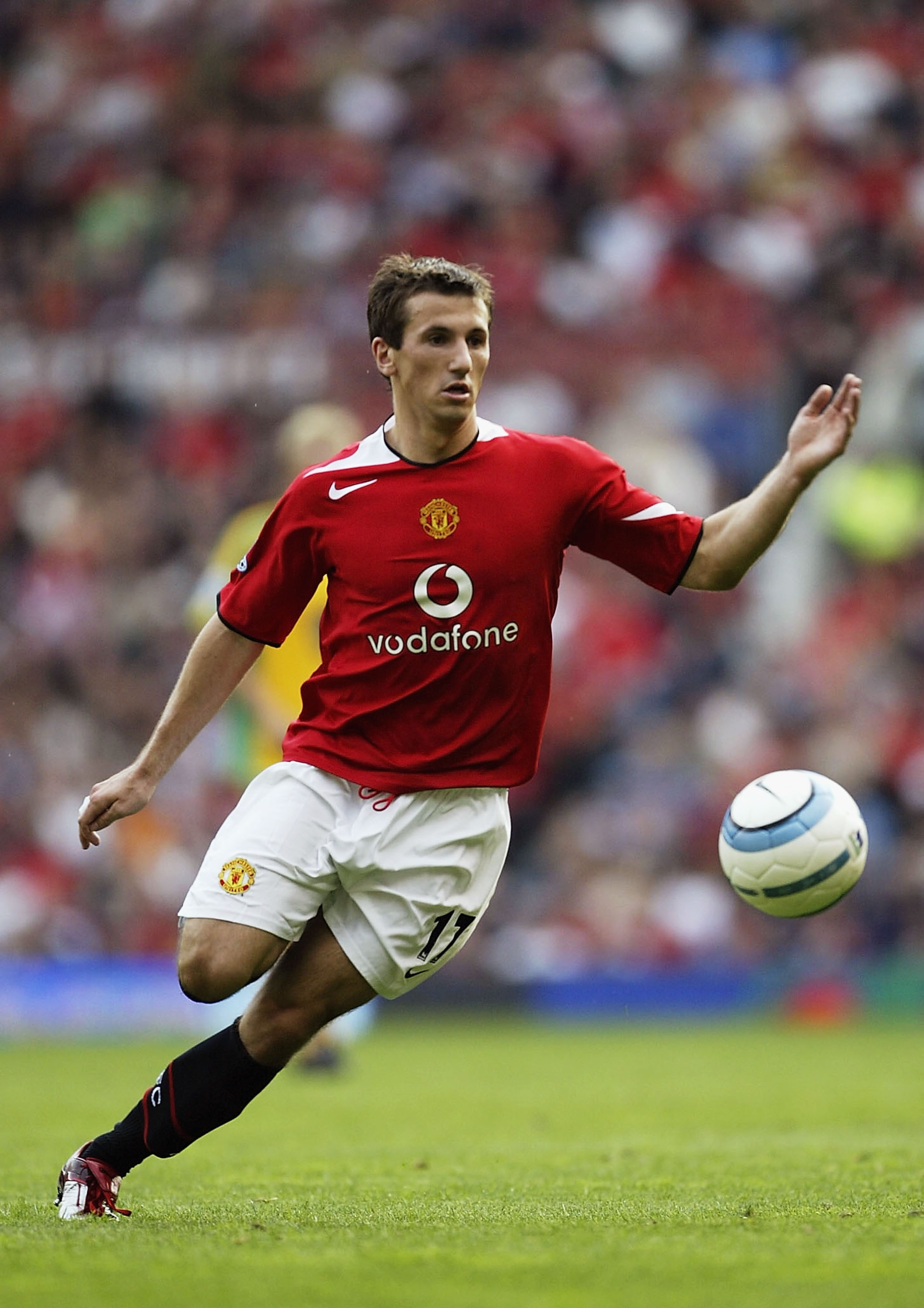 MANCHESTER, ENGLAND - AUGUST 21: Liam Miller of Manchester United in action during the FA Barclays Premiership match between Manchester United and Norwich City at Old Trafford on August 21, 2004 in Manchester, England. (Photo by Gary M.Prior/Getty Image MANCHESTER, ENGLAND - AUGUST 21: Liam Miller of Manchester United in action during the FA Barclays Premiership match between Manchester United and Norwich City at Old Trafford on August 21, 2004 in Manchester, England. (Photo by Gary M.Prior/Getty Image