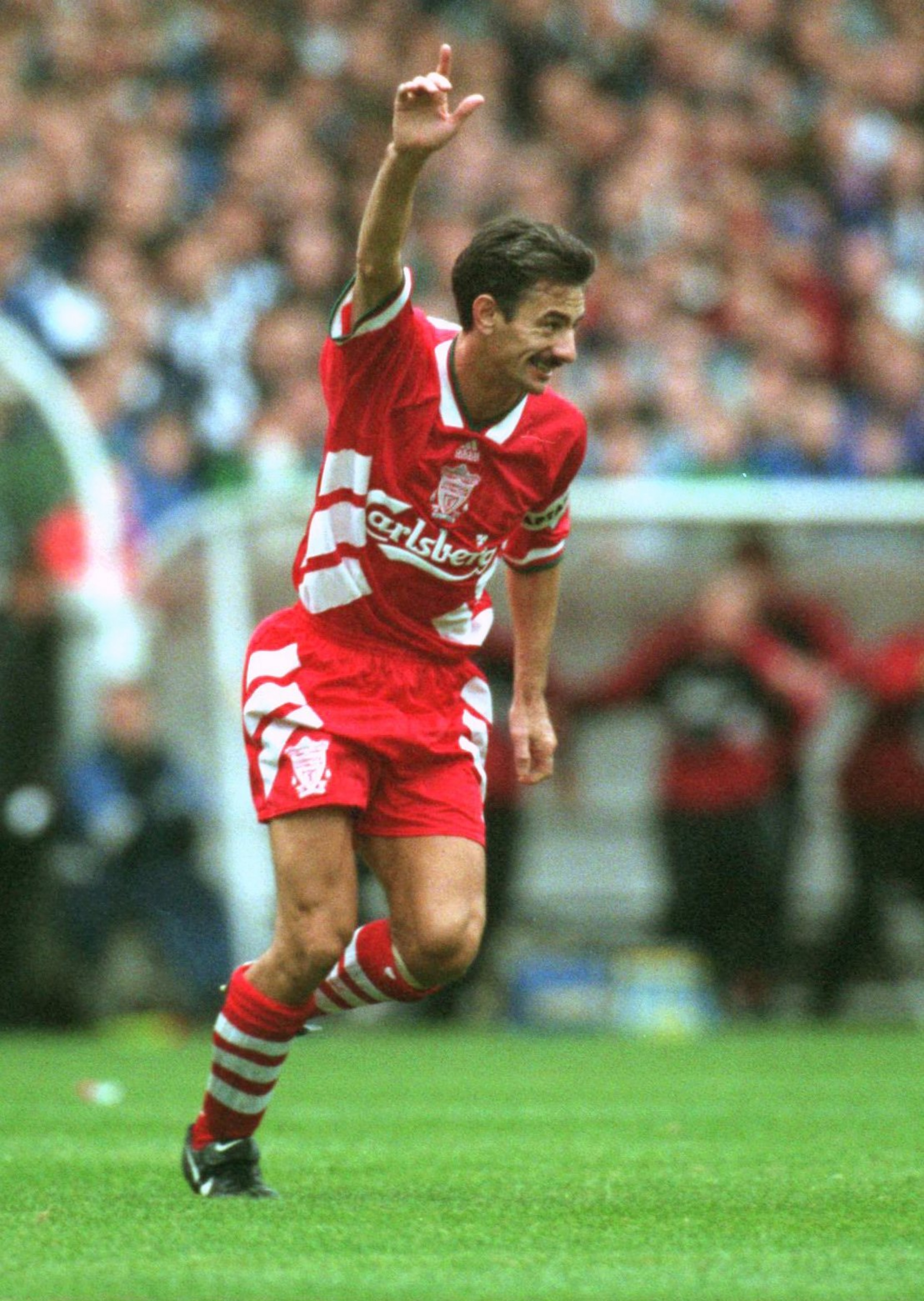 24 SEP 94: NEWCASTLE UNITED 1 - 1 LIVERPOOL. IAN RUSH OF LIVERPOOL CELEBRATES AFTER SCORING THE TYING GOAL AGAINST NEWCASTLE UNITED TODAY DURING THE FA CARLING PREMIERSHIP. Mandatory Credit: ALLSPORT 24 SEP 94: NEWCASTLE UNITED 1 - 1 LIVERPOOL. IAN RUSH OF LIVERPOOL CELEBRATES AFTER SCORING THE TYING GOAL AGAINST NEWCASTLE UNITED TODAY DURING THE FA CARLING PREMIERSHIP. Mandatory Credit: ALLSPORT
