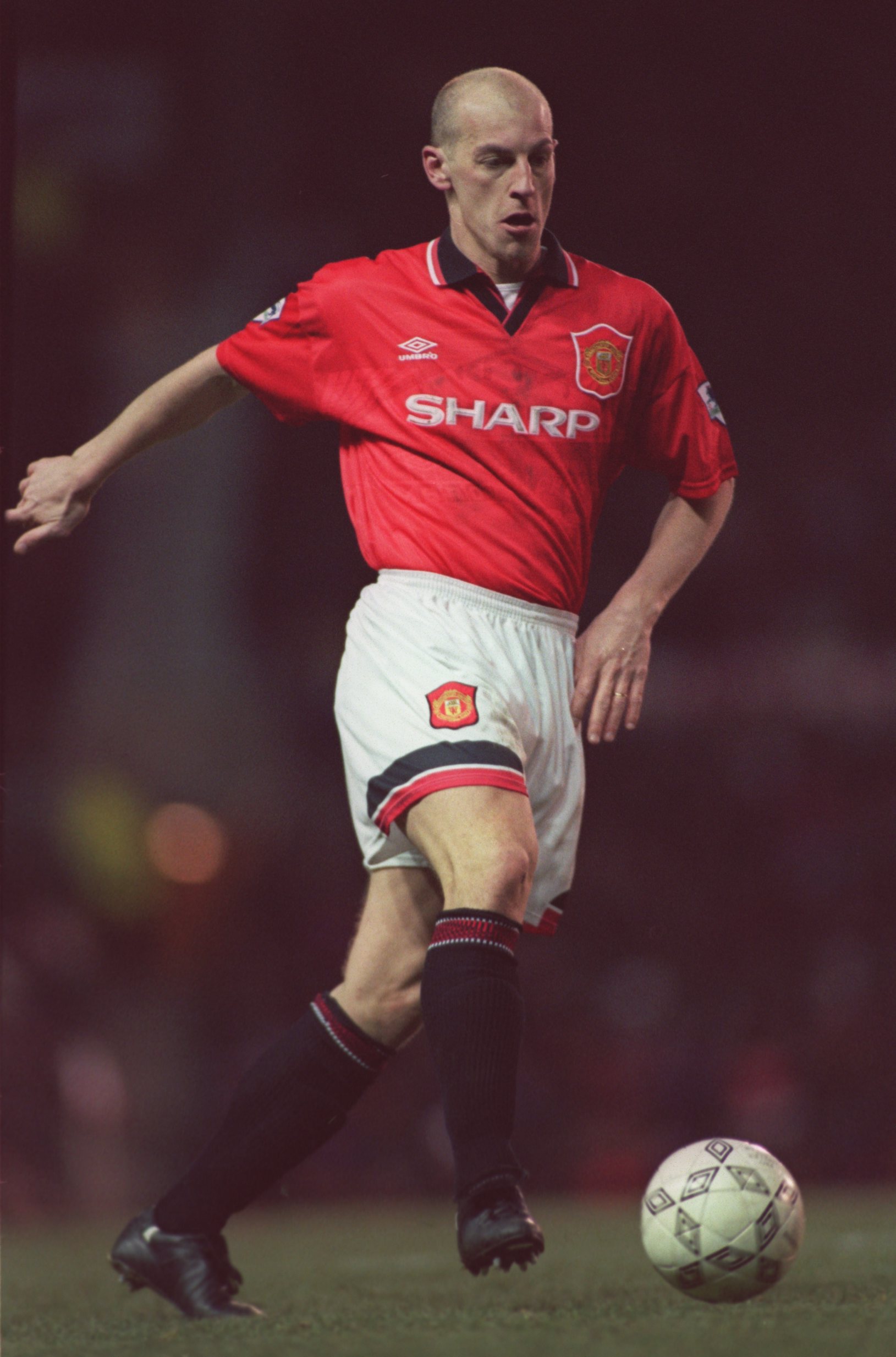 30 DEC 1995:  WILLIAM PRUNIER IN ACTION FOR MANCHESTER UNITED AGAINST QPR DURING THE PREMIER LEAGUE MATCH AT OLD TRAFFORD. MANCHESTER UNITED WON 2-1. Mandatory Credit: Mark Thompson/ALLSPORT