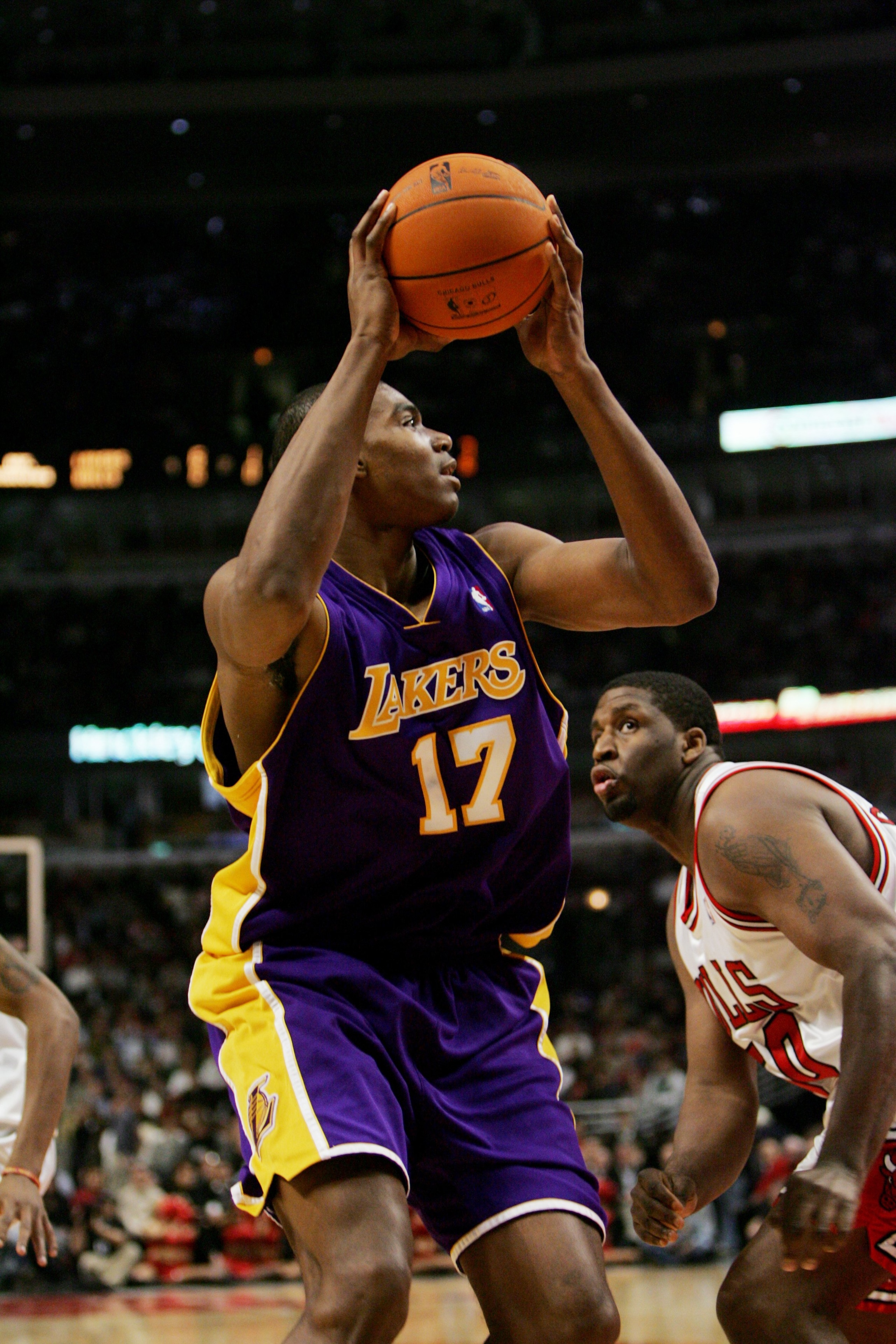 CHICAGO - DECEMBER 19:  Andrew Bynum #17 of the Los Angeles Lakers controls the ball against the Chicago Bulls on December 19, 2006 at the United Center in Chicago, Illinois. The Bulls won 94-89. NOTE TO USER: User expressly acknowledges and agreees that,