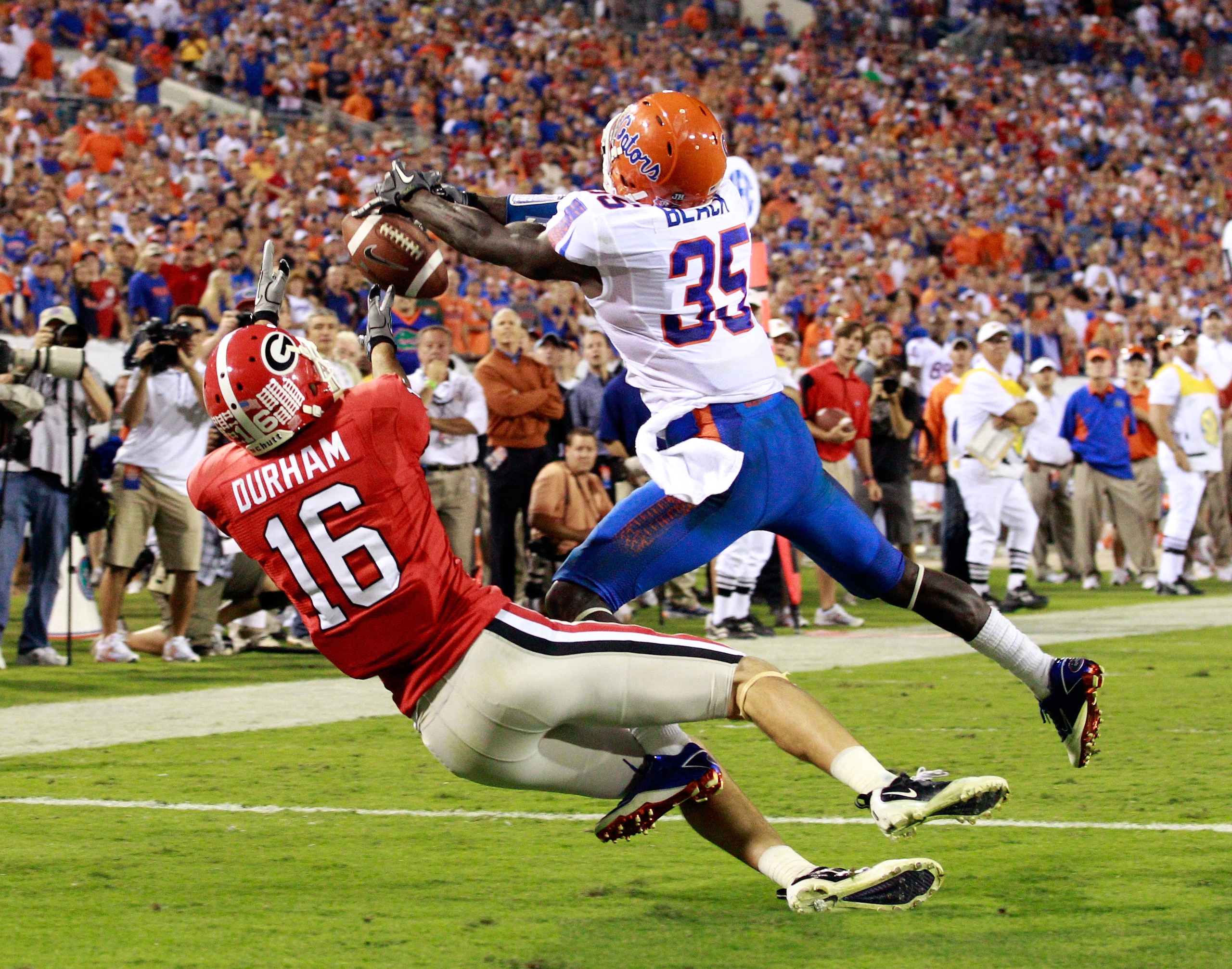 JACKSONVILLE, FL - OCTOBER 30:  Ahmad Black #35 of the Florida Gators breaks up a pass to Kris Durham #16 of the Georgia Bulldogsduring the game at EverBank Field on October 30, 2010 in Jacksonville, Florida.  (Photo by Sam Greenwood/Getty Images)