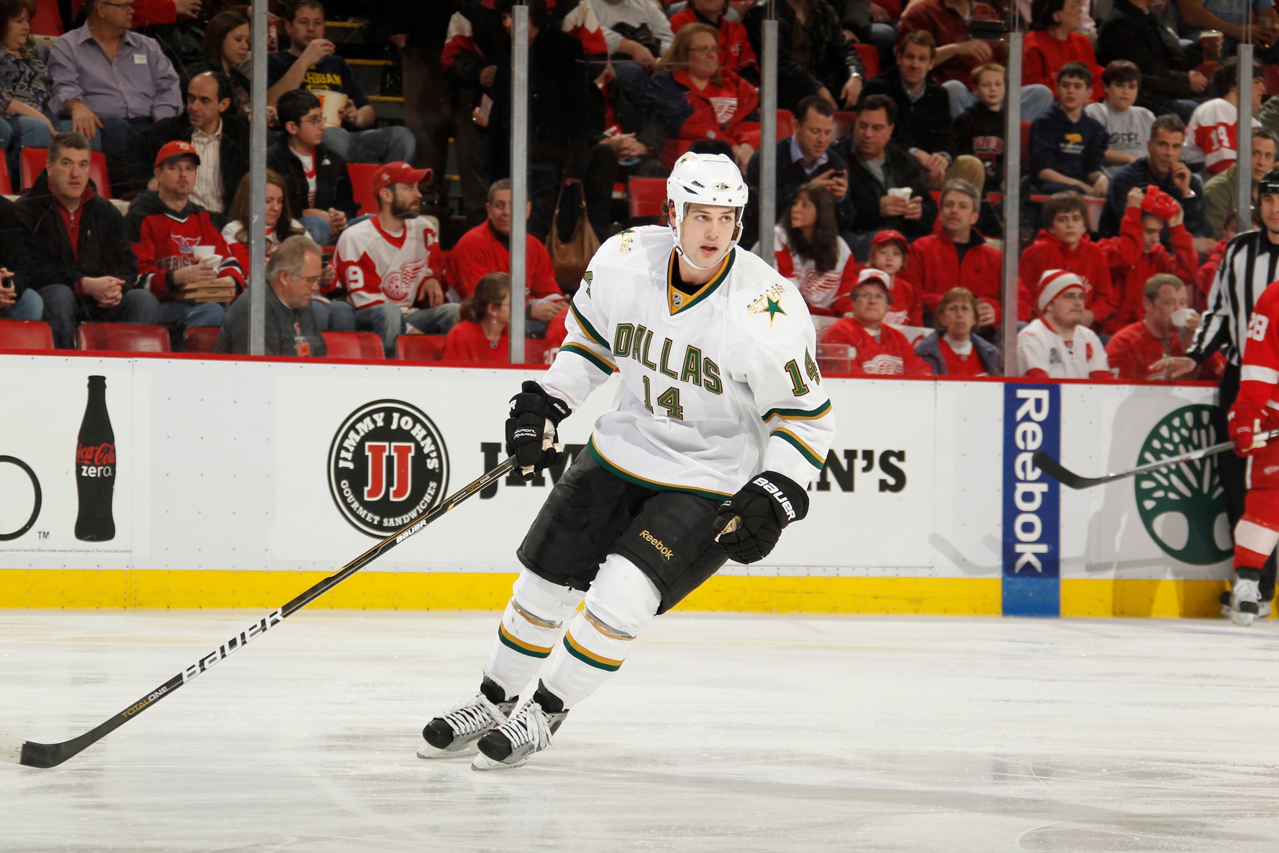 DETROIT, MI - FEBRUARY 24: Jamie Benn #14 of the Dallas Stars skates against the Detroit Red Wings on February 24, 2011 at Joe Louis Arena in Detroit, Michigan. (Photo by Gregory Shamus/Getty Images) DETROIT, MI - FEBRUARY 24: Jamie Benn #14 of the Dallas Stars skates against the Detroit Red Wings on February 24, 2011 at Joe Louis Arena in Detroit, Michigan. (Photo by Gregory Shamus/Getty Images)