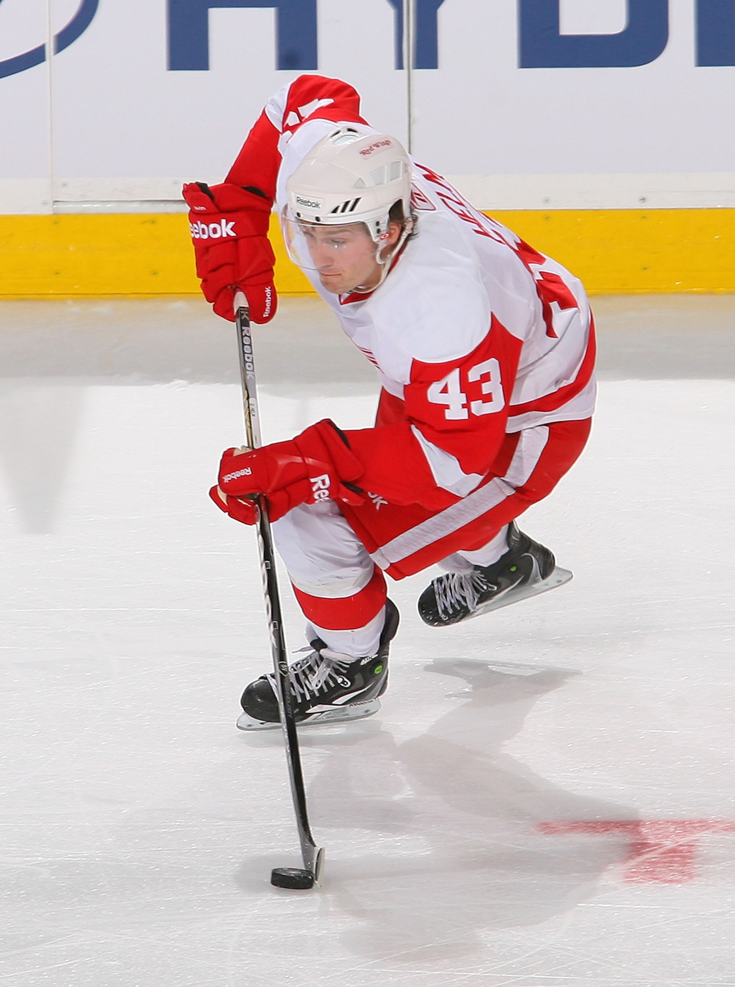 BUFFALO, NY - FEBRUARY 26: Darren Helm #43 of the Detroit Red Wings skates against the Buffalo Sabres at HSBC Arena on February 26, 2011 in Buffalo, New York. Detroit won 3-2 in a shootout. (Photo by Rick Stewart/Getty Images) BUFFALO, NY - FEBRUARY 26: Darren Helm #43 of the Detroit Red Wings skates against the Buffalo Sabres at HSBC Arena on February 26, 2011 in Buffalo, New York. Detroit won 3-2 in a shootout. (Photo by Rick Stewart/Getty Images)