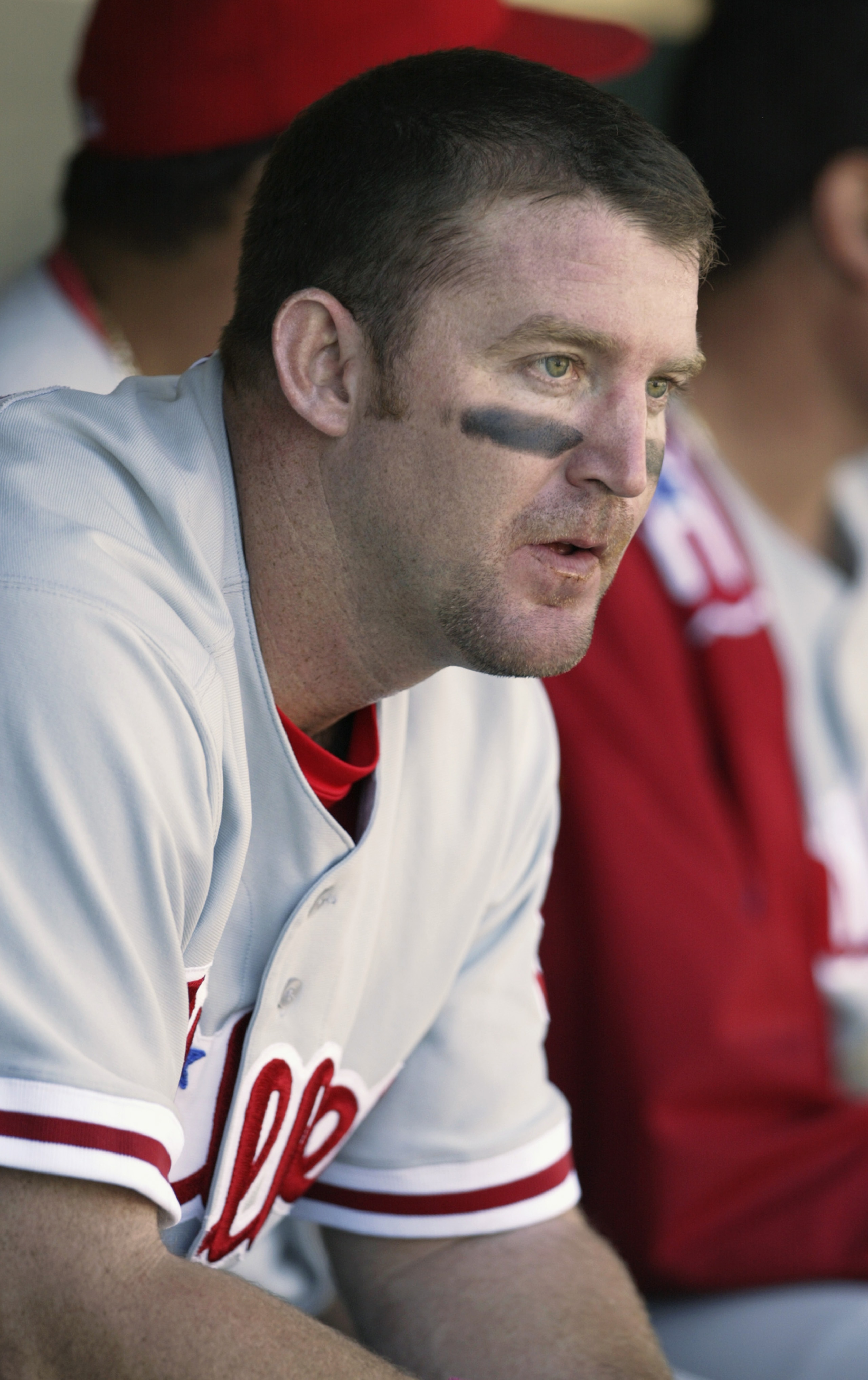 SAN FRANCISCO - AUGUST 9:  First baseman Jim Thome #25 of the Philadelphia Phillies watches the MLB game against the San Francisco Giants at Pac Bell Park on August 9, 2003 in San Francisco, California. The Phillies won 8-6.  (Photo by Jed Jacobsohn/Getty
