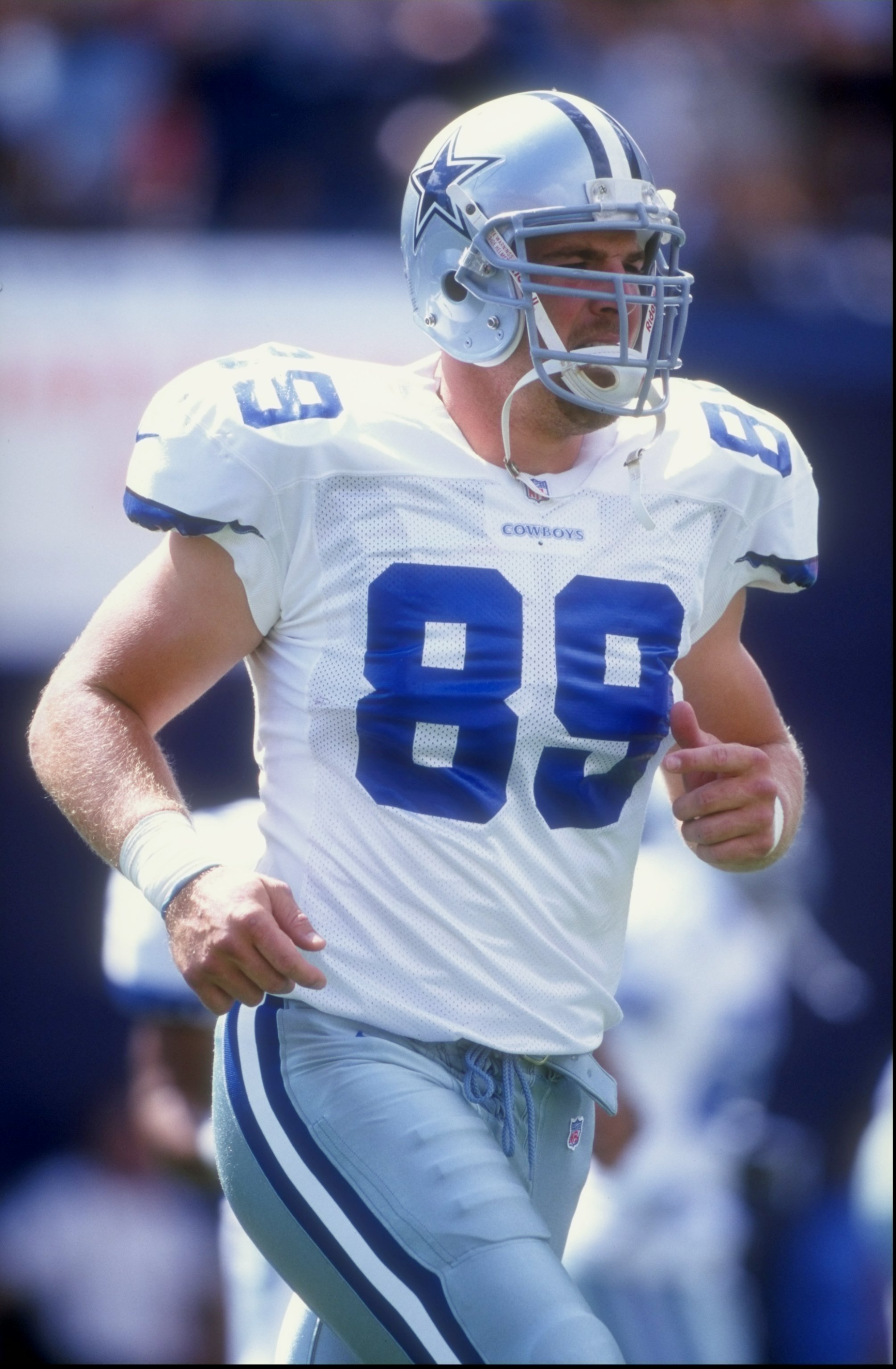 13 Sep 1998:  Tight end David LaFleur #89 of the Dallas Cowboys in action during a game against the Denver Broncos at the Mile High Stadium in Denver, Colorado. The Broncos defeated the Cowboys 42-23. Mandatory Credit: Brian Bahr  /Allsport
