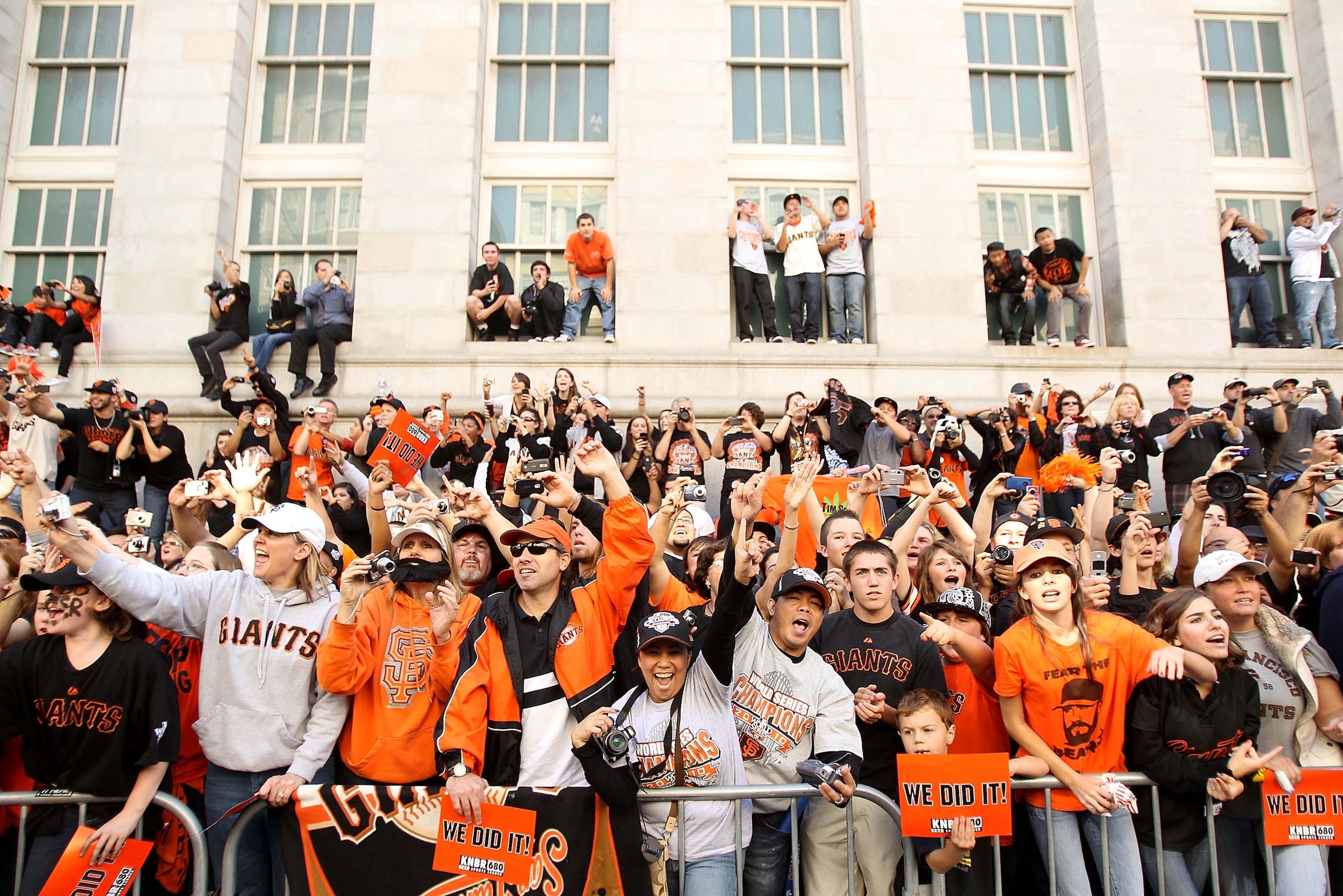 SAN FRANCISCO - NOVEMBER 03:  Fans line the streets to cheer on their team during the San Francisco Giants victory parade on November 3, 2010 in San Francisco, California.  (Photo by Ezra Shaw/Getty Images)