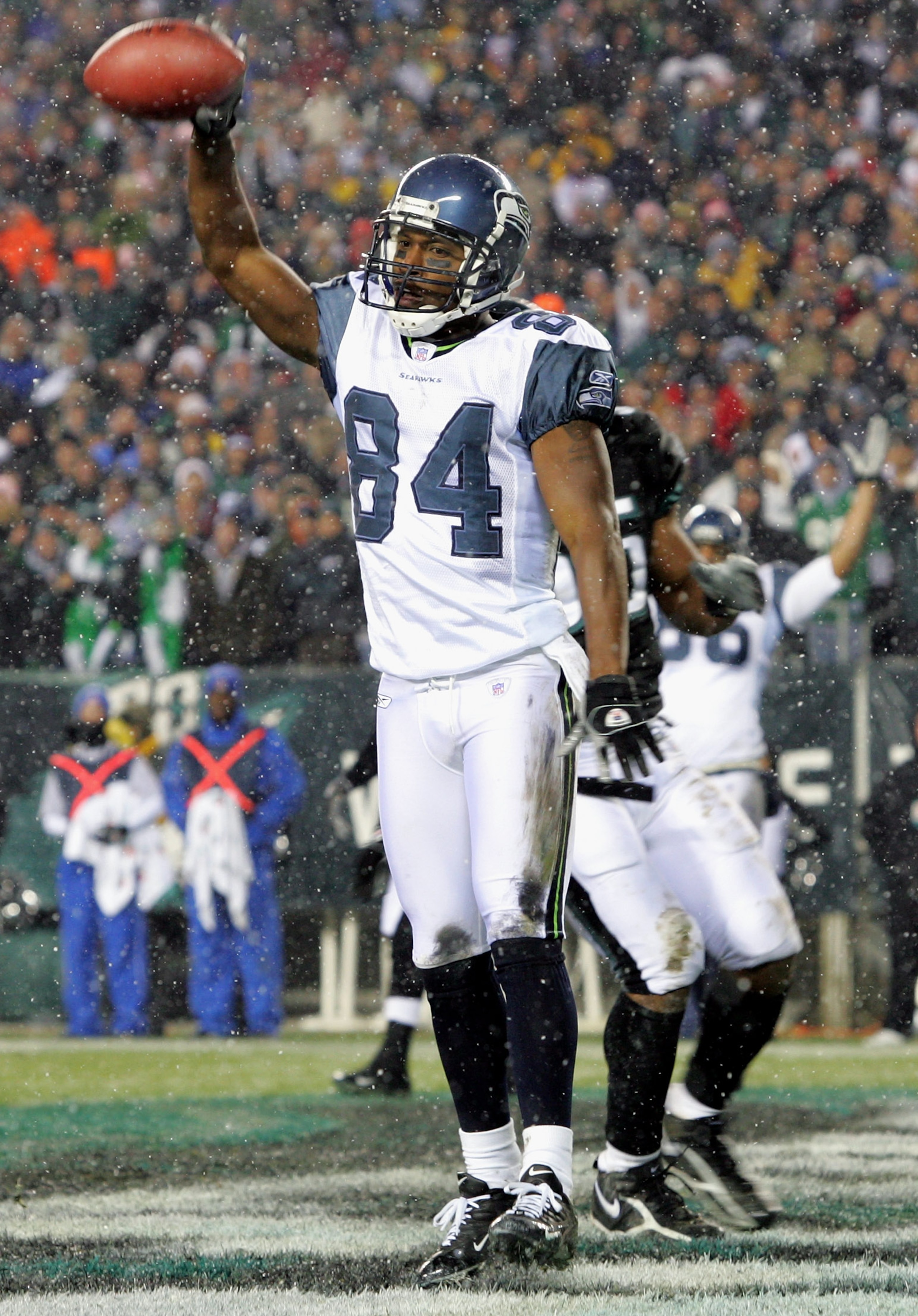 PHILADELPHIA - DECEMBER 05:  Tight end Bobby Engram #84 of the Seattle Seahawks celebrates his touchdown in the first quarter of the game giving the Seahawks a 7-0 lead against the Philadelphia Eagles on December 5, 2005 at Lincoln Financial Field in Phil