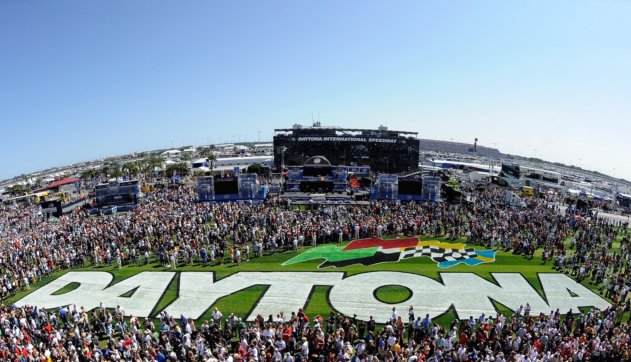 DAYTONA BEACH, FL - FEBRUARY 20:  A general view of the pre-race stage before the NASCAR Sprint Cup Series Daytona 500 at Daytona International Speedway on February 20, 2011 in Daytona Beach, Florida.  (Photo by Chris Graythen/Getty Images)