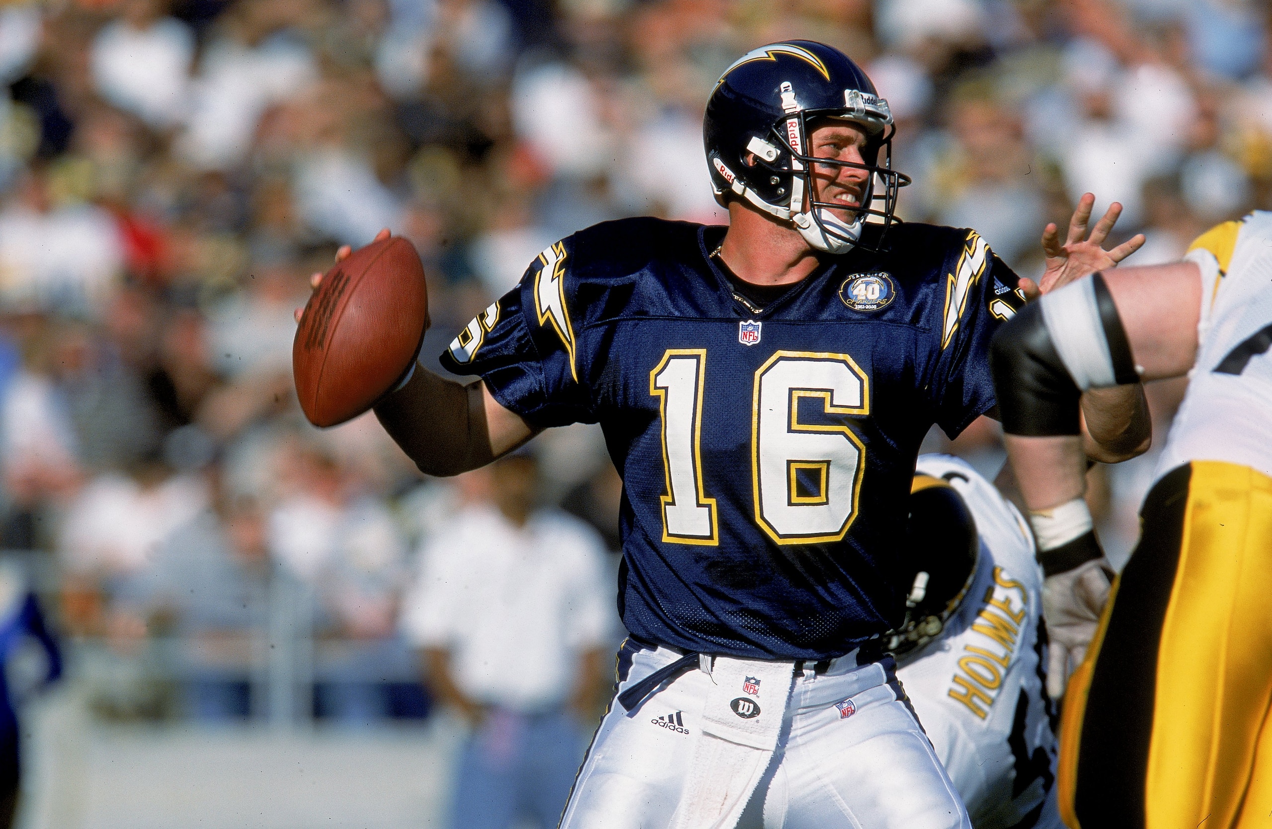 24 Dec 2000:   Quarterback Ryan Leaf #16 of the San Diego Chargers looks to pass the ball during the game against the Pittsburgh Steelers at Qualcomm Stadium in San Diego, California. The Steelers defeated the Chargers 34-21.Mandatory Credit: Stephen Dunn