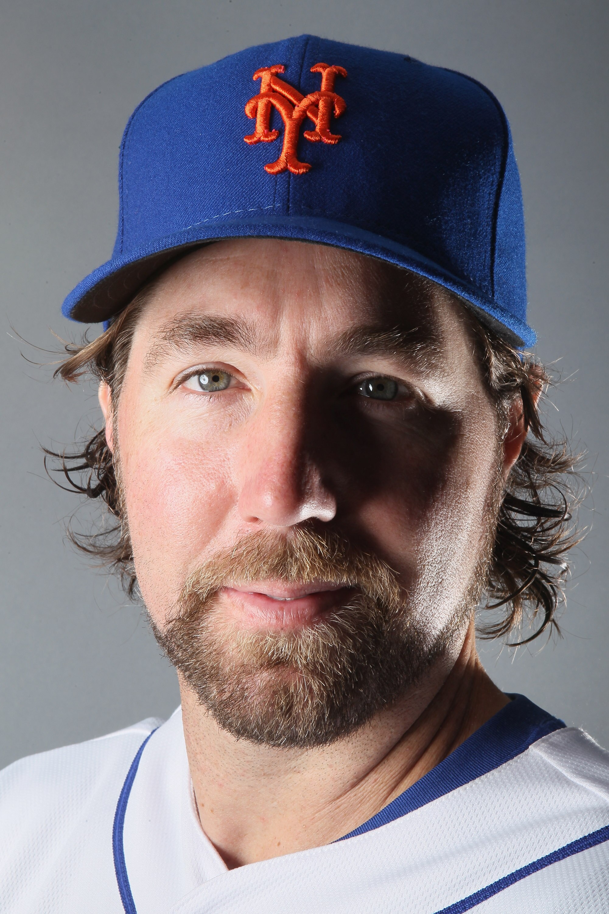 PORT ST. LUCIE, FL - FEBRUARY 24:  RY 24:  RY 24:  R.A. Dickey #43 of the New York Mets poses for a portrait during the New York Mets Photo Day on February 24, 2011 at Digital Domain Park in Port St. Lucie, Florida.  (Photo by Elsa/Getty Images)