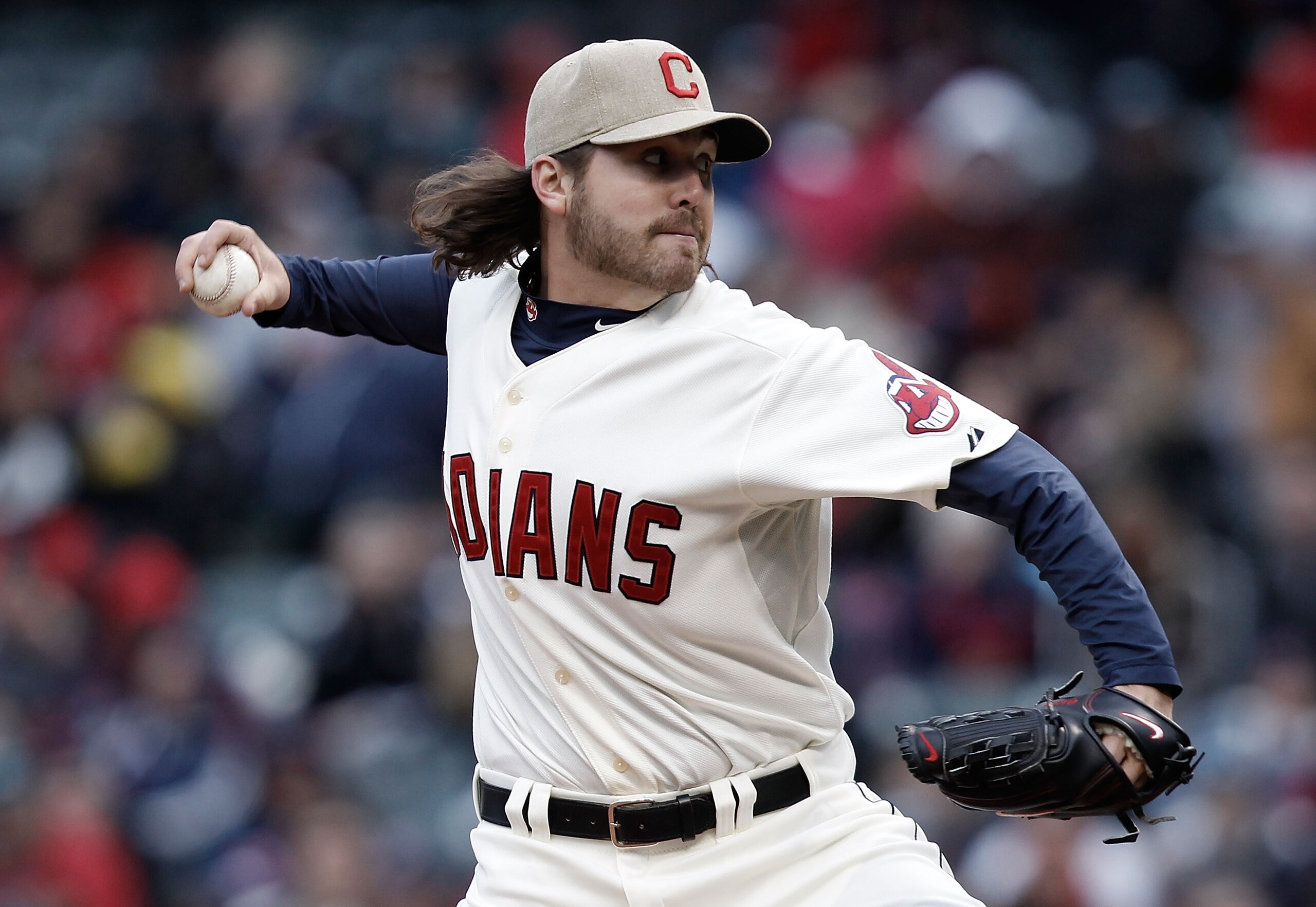 CLEVELAND, OH- APRIL 17: Chris Perez #54 of the Cleveland Indians pitches against the Chicago White Sox in the ninth inning during the game on April 17, 2010 at Progressive Field in Cleveland, Ohio.  (Photo by Jared Wickerham/Getty Images)