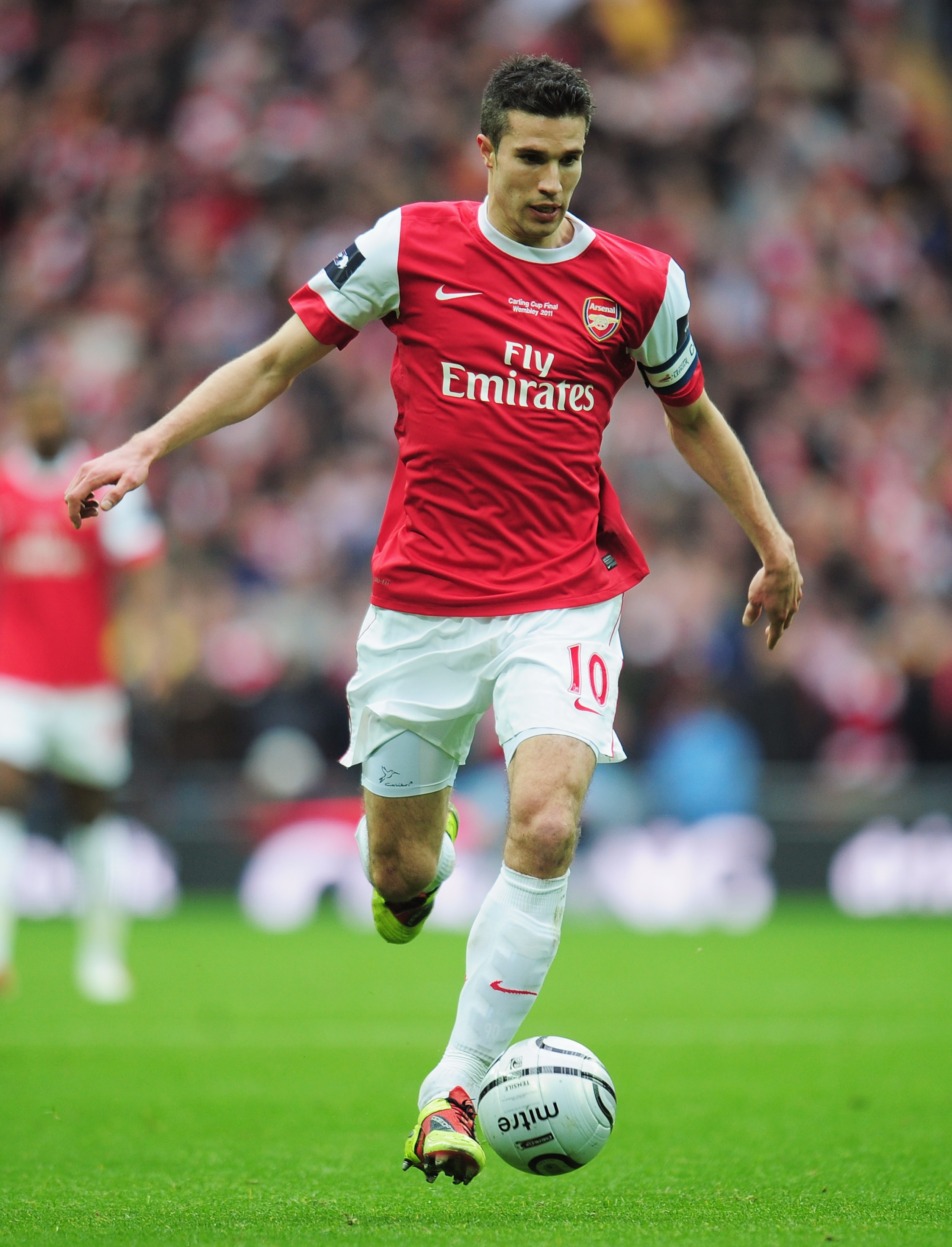 LONDON, ENGLAND - FEBRUARY 27:  Robin van Persie of Arsenal in action during the Carling Cup Final between Arsenal and Birmingham City at Wembley Stadium on February 27, 2011 in London, England.  (Photo by Shaun Botterill/Getty Images)
